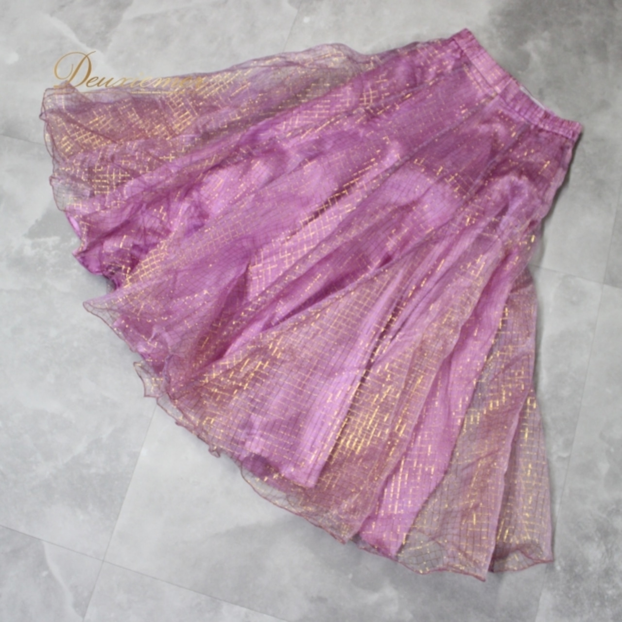 社交ダンス 衣装 スタンダード スカート レッスンウェア レディース オールシーズン Mamin マーミン パープル系 紫 練習着 透け感 ゴールド系 練習用 トップス おしゃれ デザイン スタイリッシュ 明るい色 合わせやすい 体型カバー 舞台衣装 パーティー バリエーション 透け感素材 軽やか 着心地 柔らかい ファスナー付き おすすめ クラシック 旬 イントラ用 勉強着 スポーツ 衣服