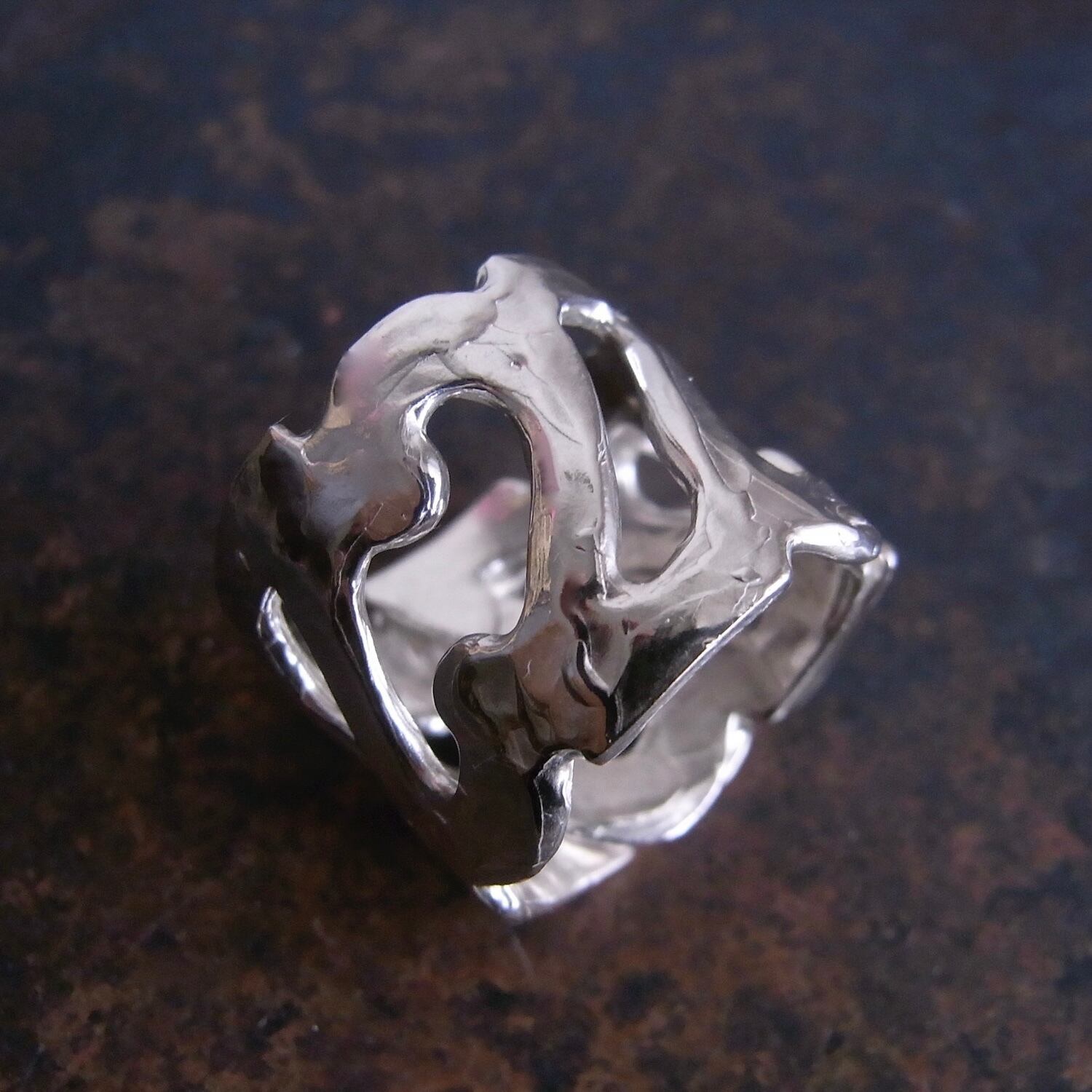 Numero / 2のユニセックスリング