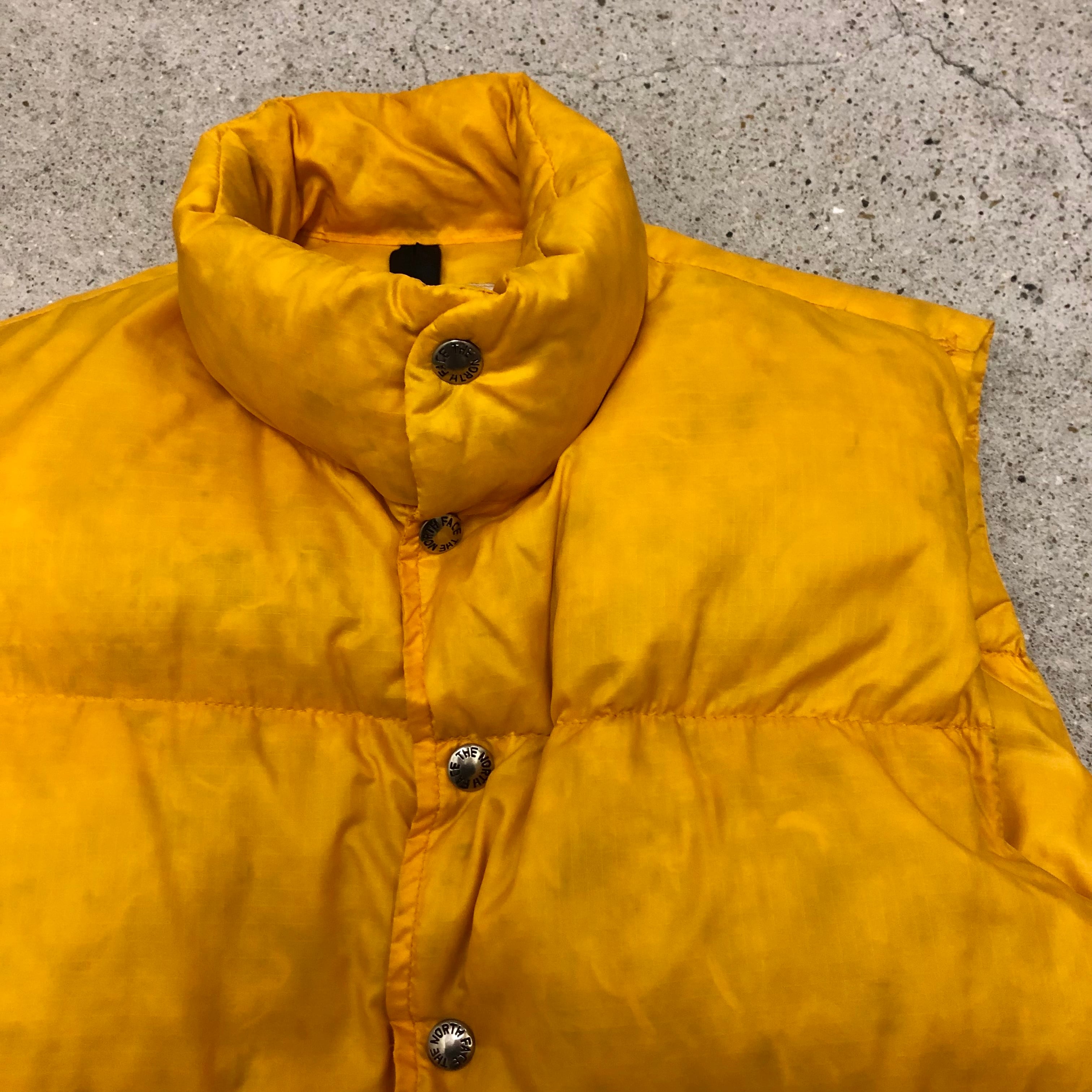 70s 80s USA製 茶タグ ノースフェイス ダウン ベスト 黄色 イエロー 70s 80s USA製 茶タグ ノースフェイス ダウン ベスト 黄色