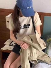 Butterロゴ半袖ニット