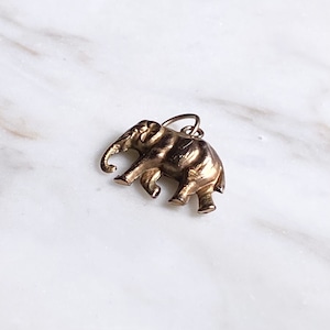 antique 9ct gold charm “elephant”