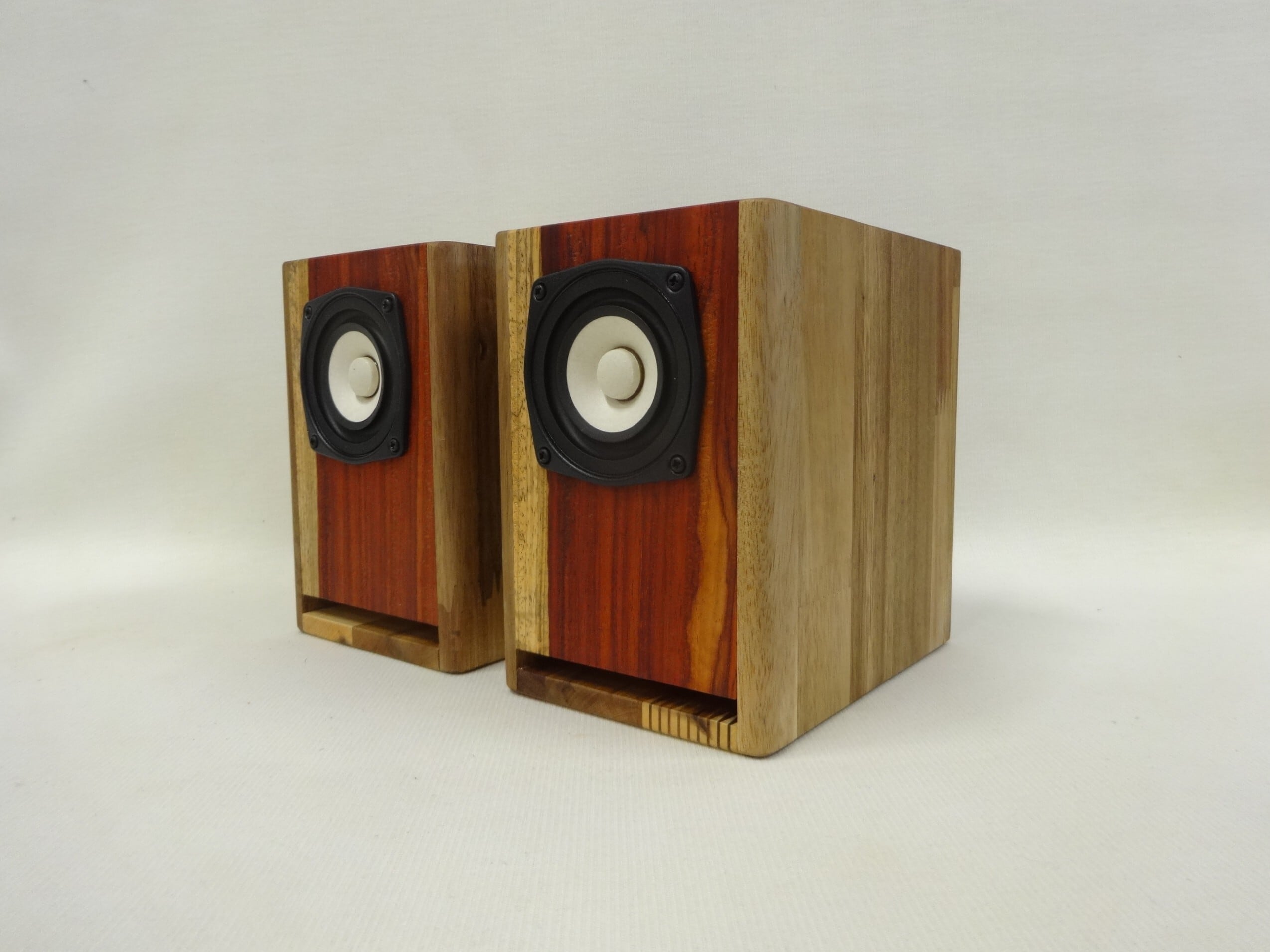 K O N O C O woodworks