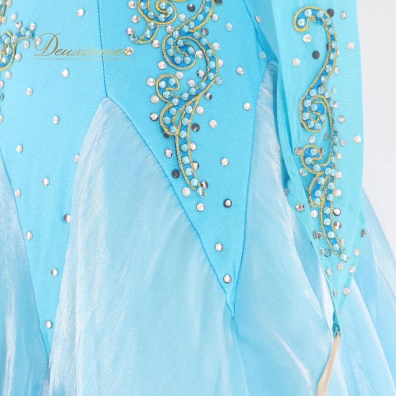 社交ダンス 衣装 スタンダードドレス ワンピース ドレス ブルー系 ウィッシュプラス Wish plus 水色 レース フリル デモ 競技 ダンス パーティ 発表会 おしゃれ 女性用 競技用 発表会用 お洒落