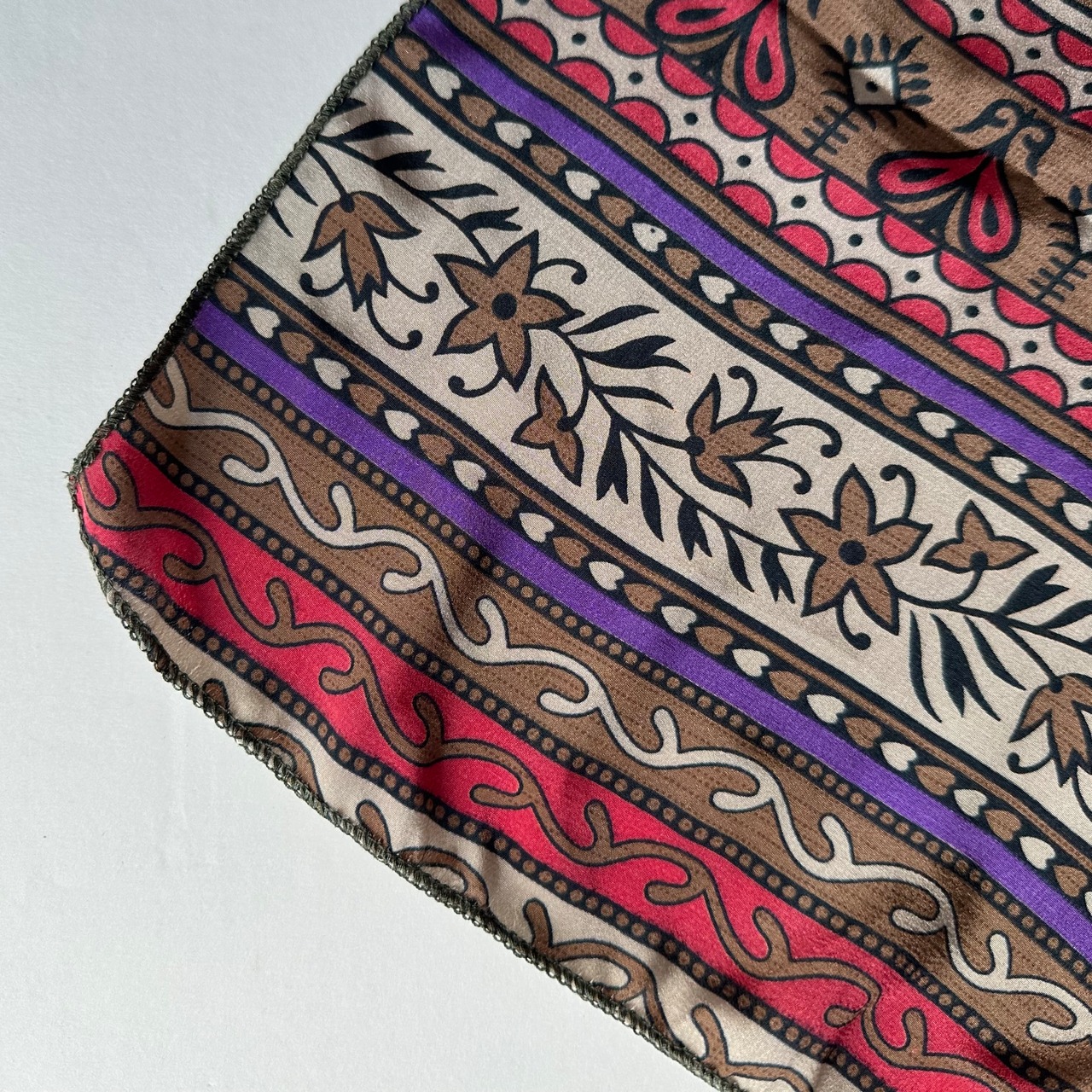 No.52 | リサイクルサリースカーフ