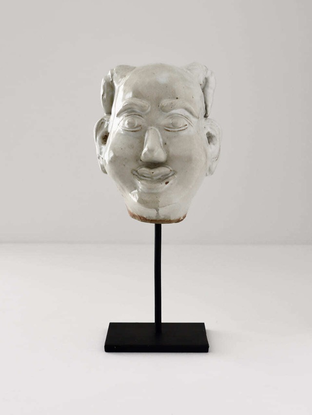 白い磁器の首像 スコータイ「男の子」 / Ancient Thai People Statue "Boy"【Y0】