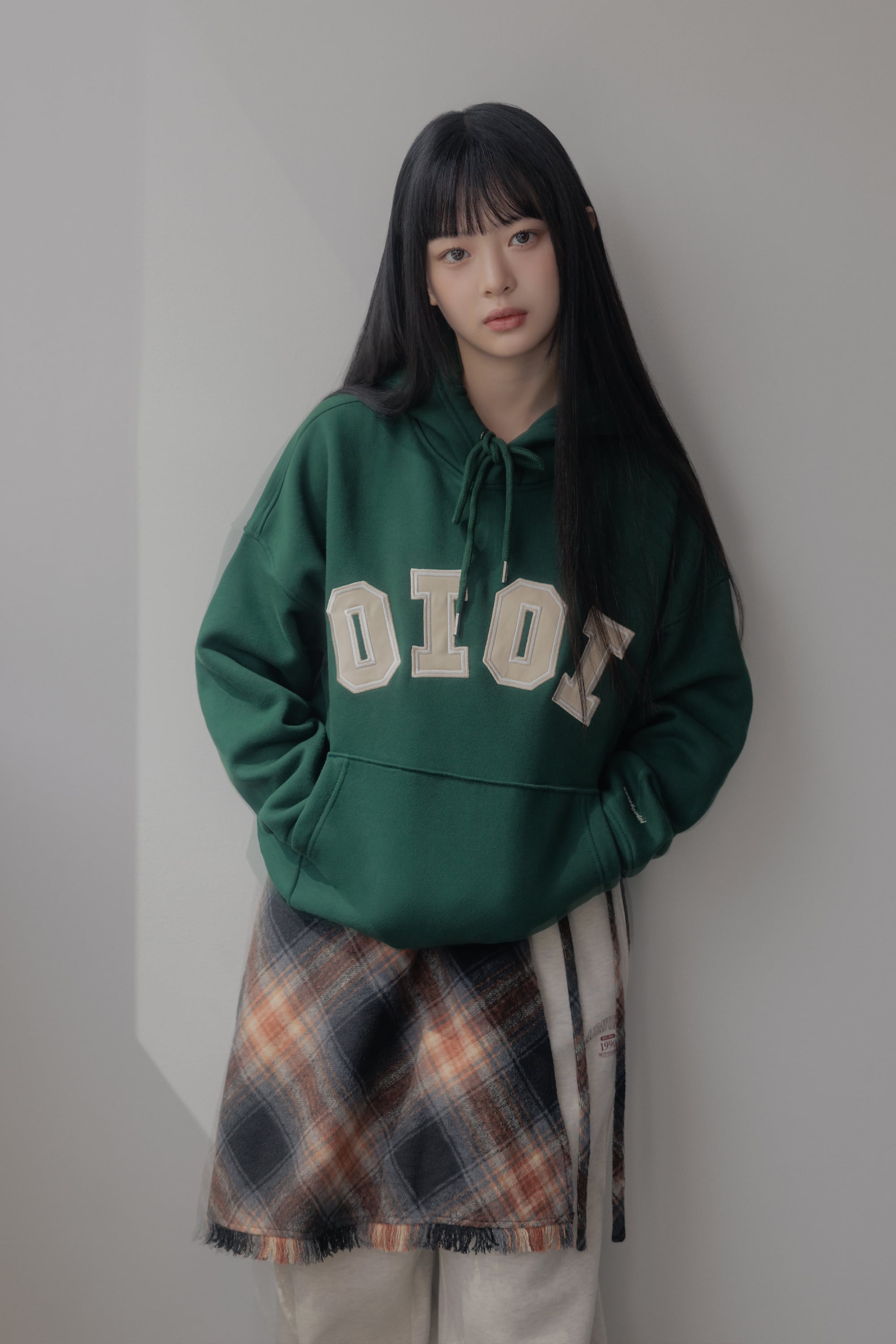 OiOi [ニュージーンズ ハニ 着用] SIGNATURE_HOODI ディープグリーン 