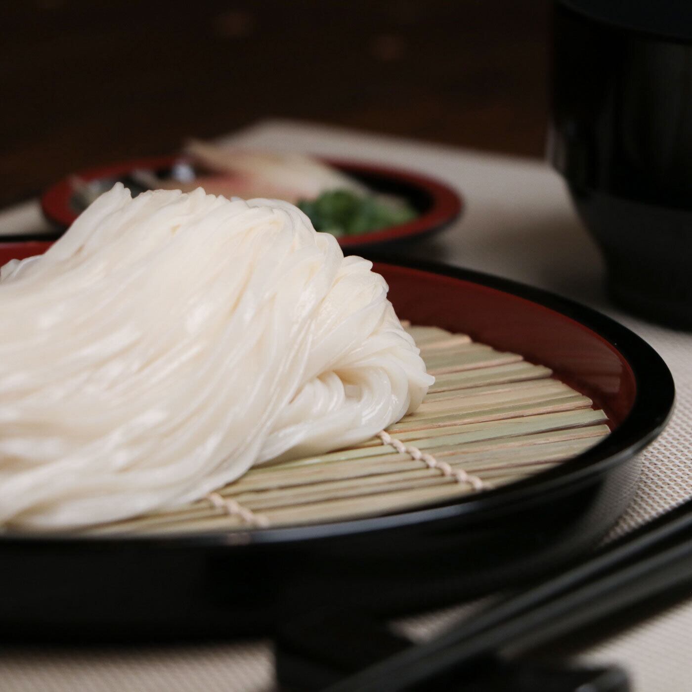 稲庭うどん８００ｇ８袋。 楽天市場】秋田名産 稲庭うどん 8人前（800g） 稲庭手よりうどん 稲庭