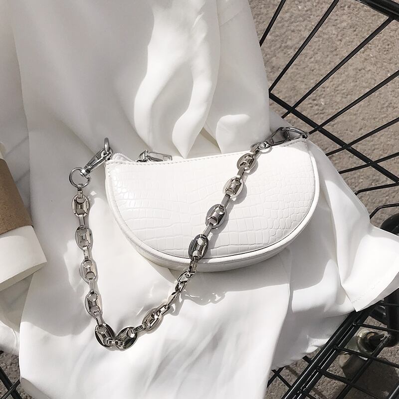 新しい小さなバッグ女性バッグ2020夏の新しいトレンディなワイルドチェーンクロスボディバッグファッション胸バッグウエストバッグ Tiancai_Wing_Bag0603598