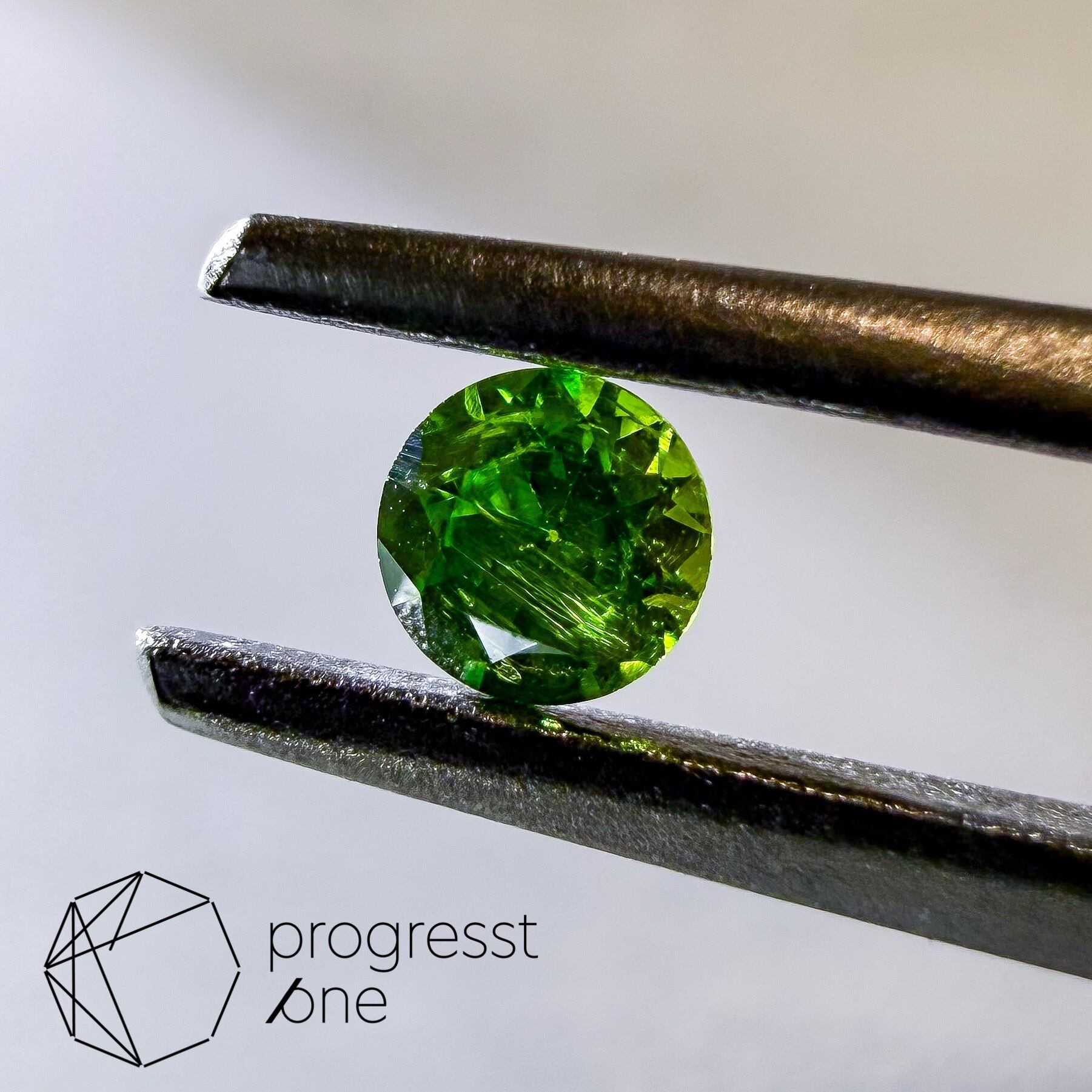 デマントイドガーネット0.12ct | progresstone