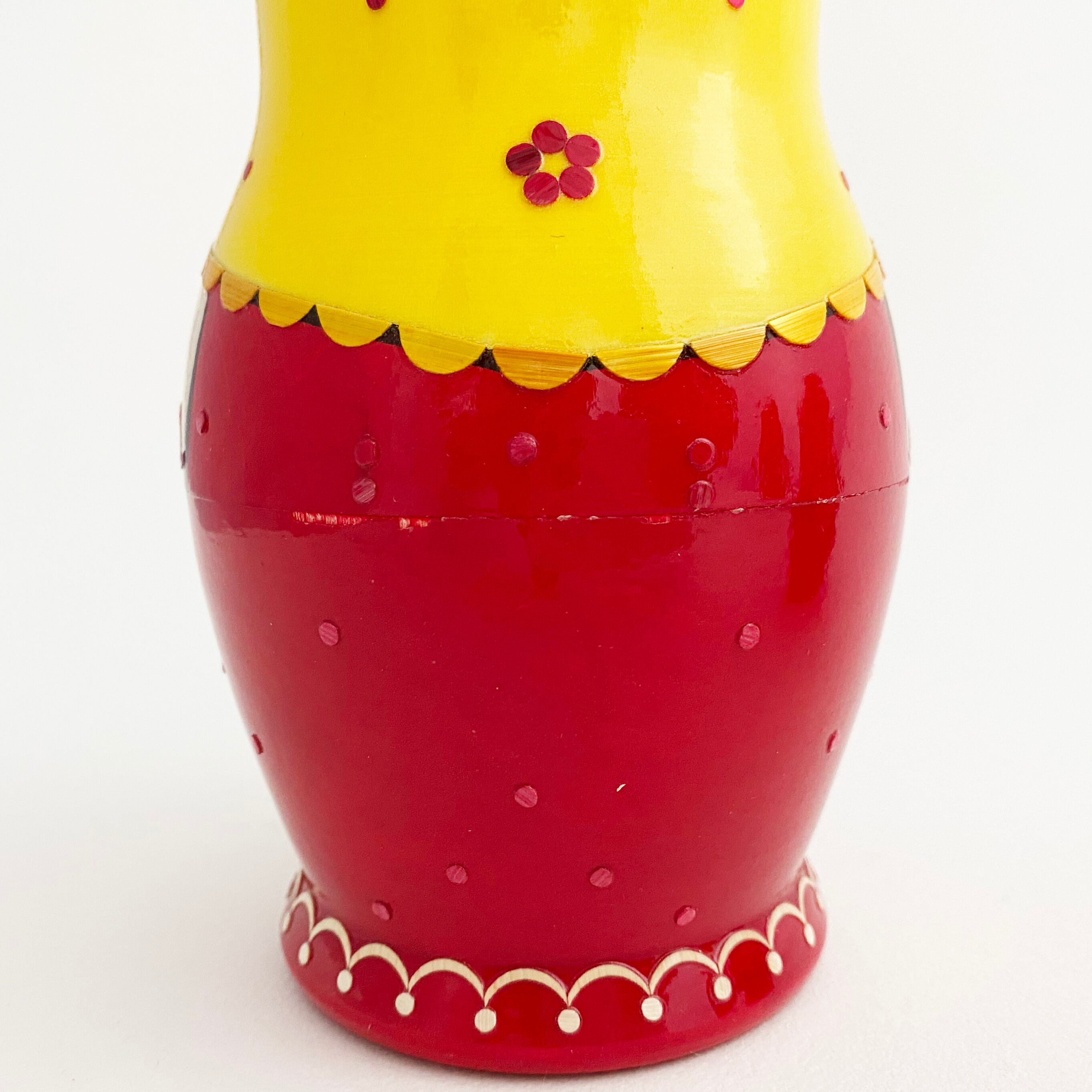 麦わらノーリンスク産マトリョーシカ / 花かご(5個組)