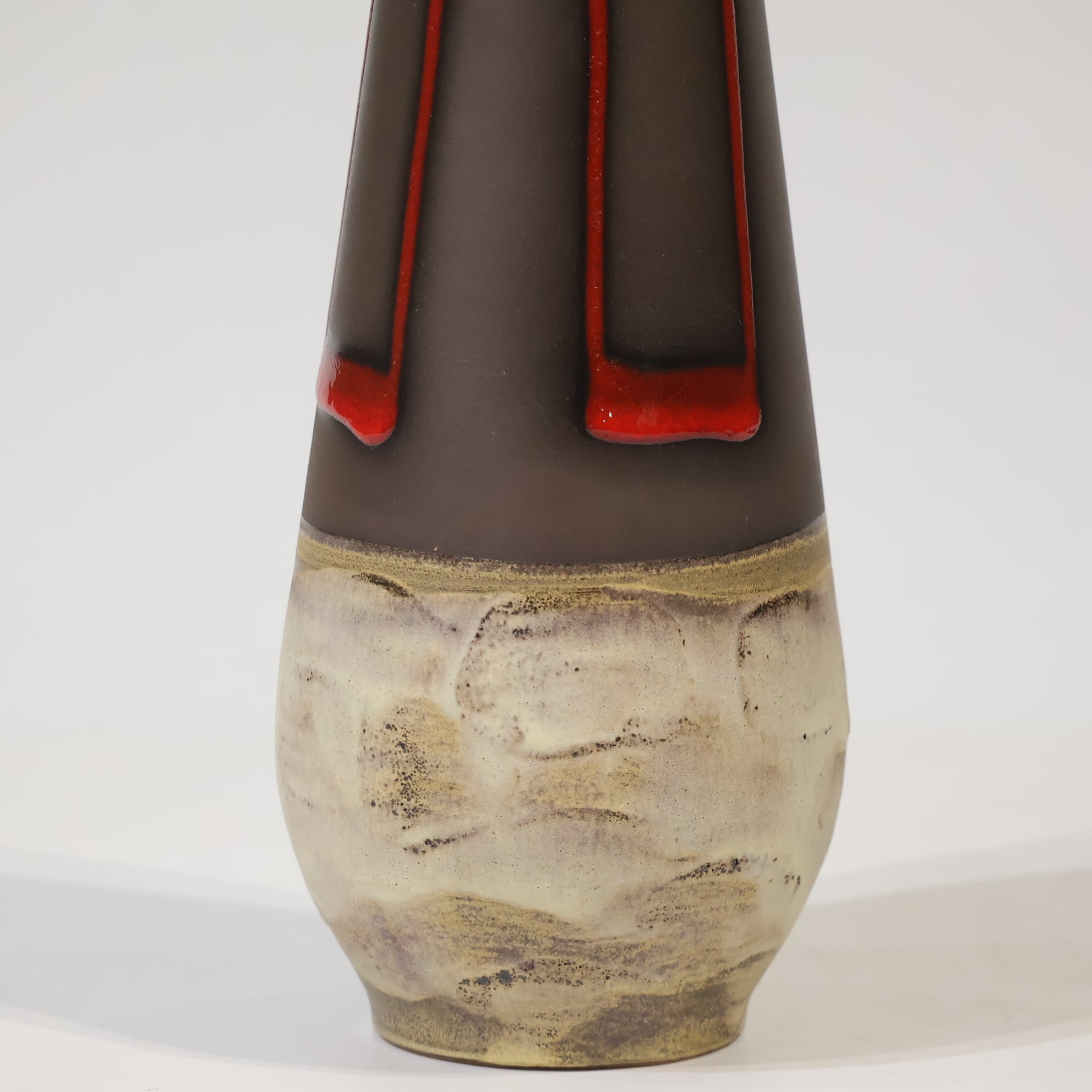 Steuler-- 24.8cm | Fat Lava & German Art Pottery
