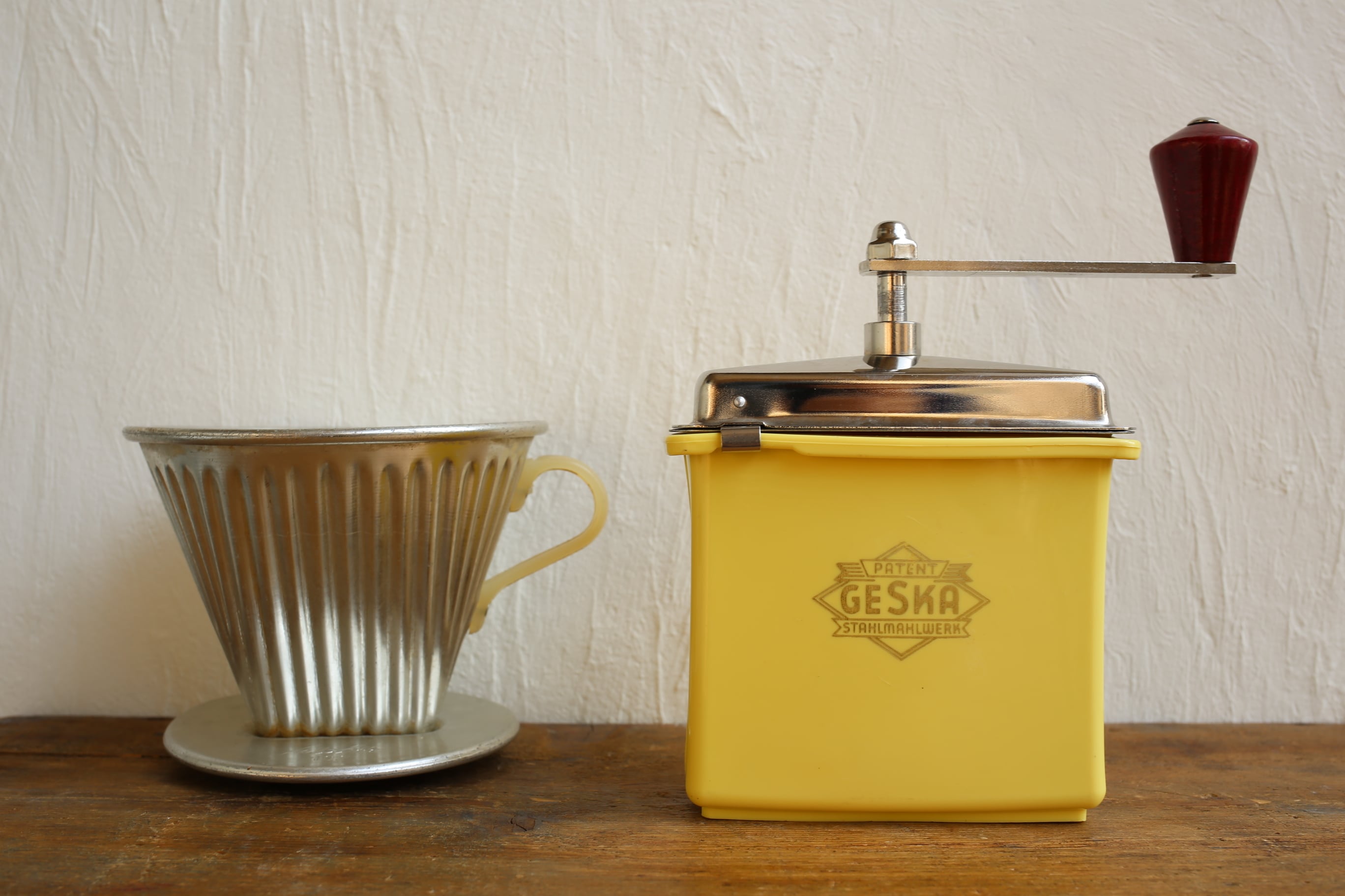 アンティーク ヴィンテージ ドイツ GESKA コーヒーミル (レモンイエロー)