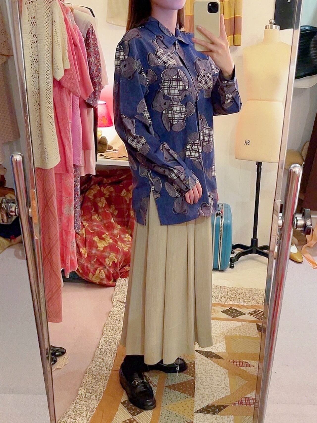 check vest bear navy blouse