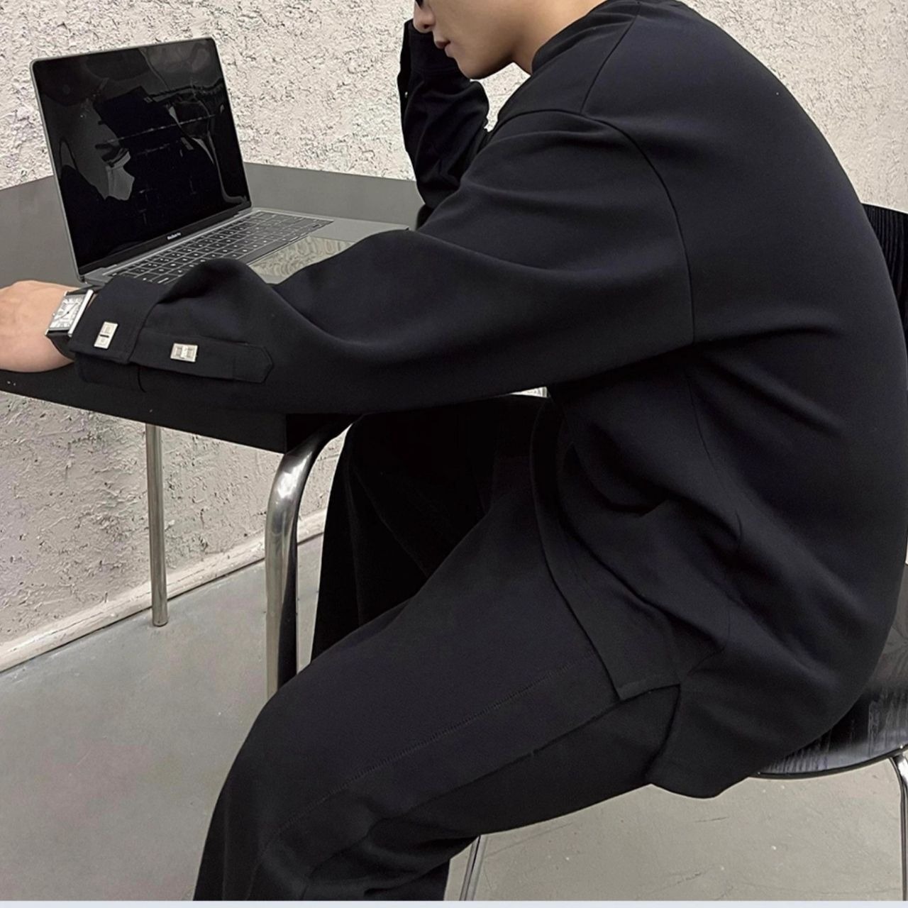 袖メタルポイントロングTシャツ　1213