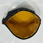 和柄ポーチ／亀甲柄／アイボリー×ベージュ