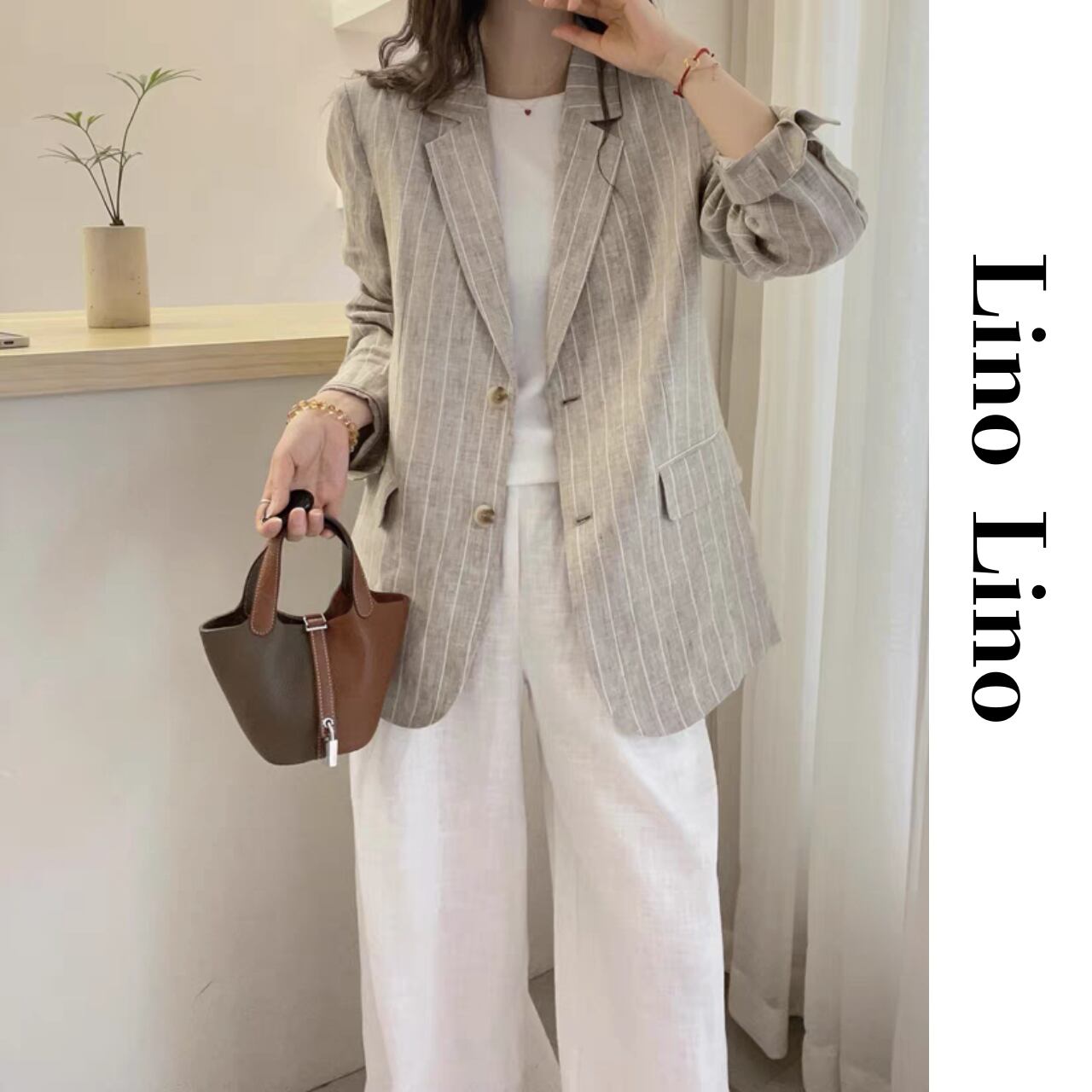 Double-breasted hip-length striped jacket L00843