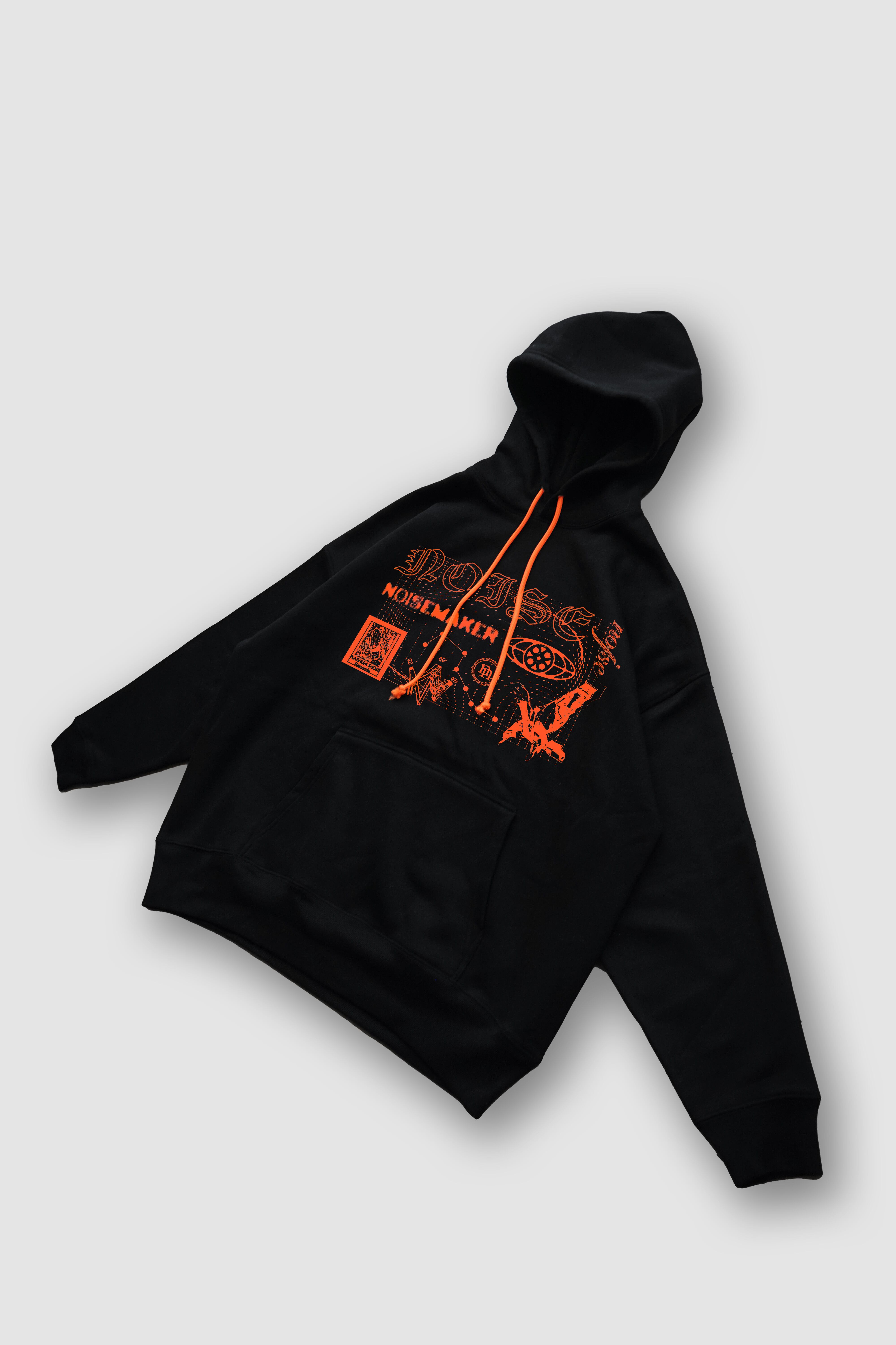 ちょこ☺︎❤︎ Hoodie＜Black＞ 完全受注 *12月中旬発送 | NOISEMAKER OFFICIAL