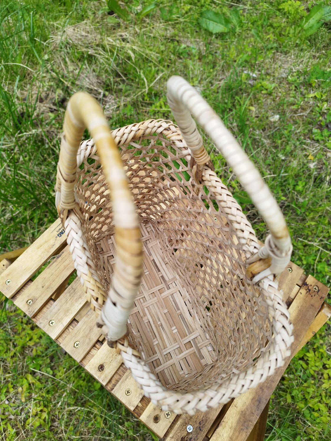 カゴバッグ♡籐風に見える素材♡ハンドメイド♡ブラック＆ベージュ 