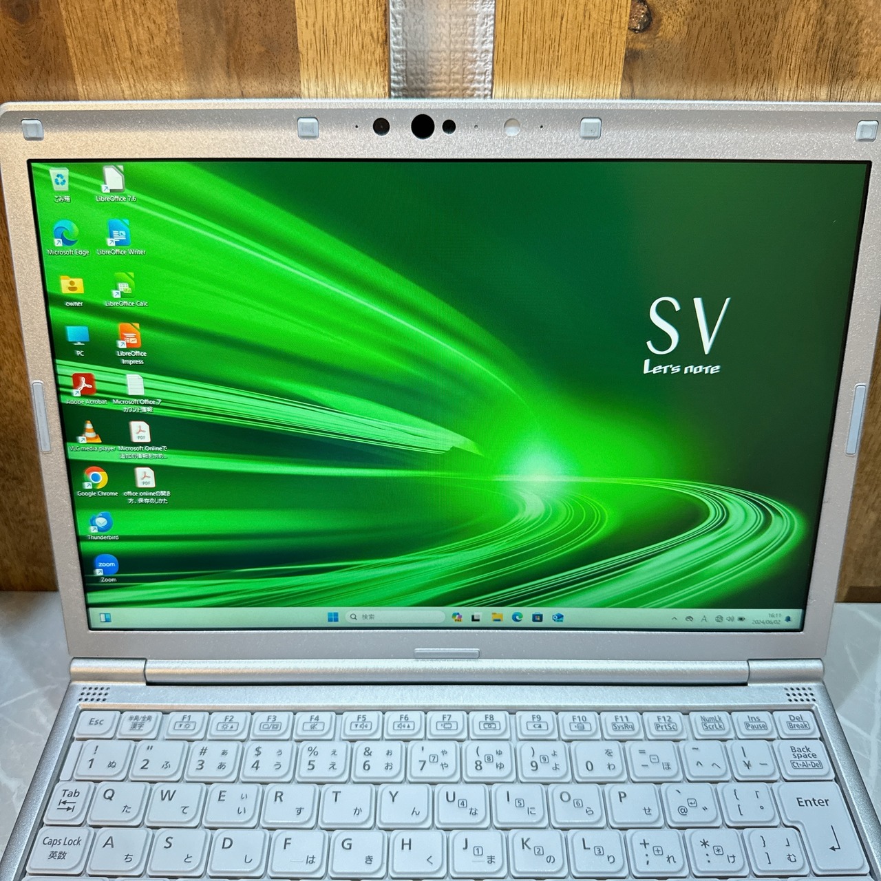 美品 レッツノート CF-SV9 Office メモリ16GB SSD256G（ノートパソコン  