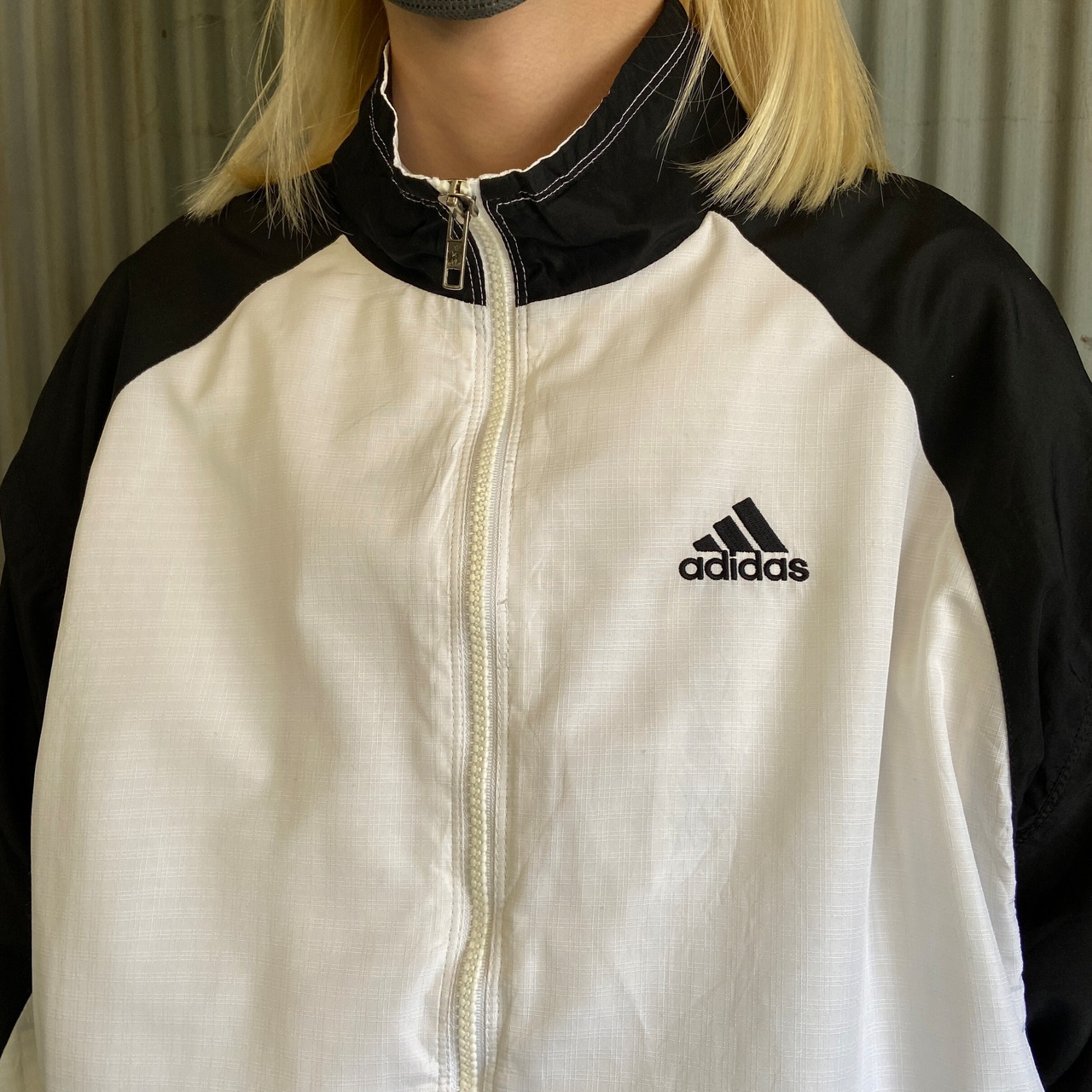 90年代 adidas アディダス パフォーマンスロゴ刺繍 ナイロンジャケット 