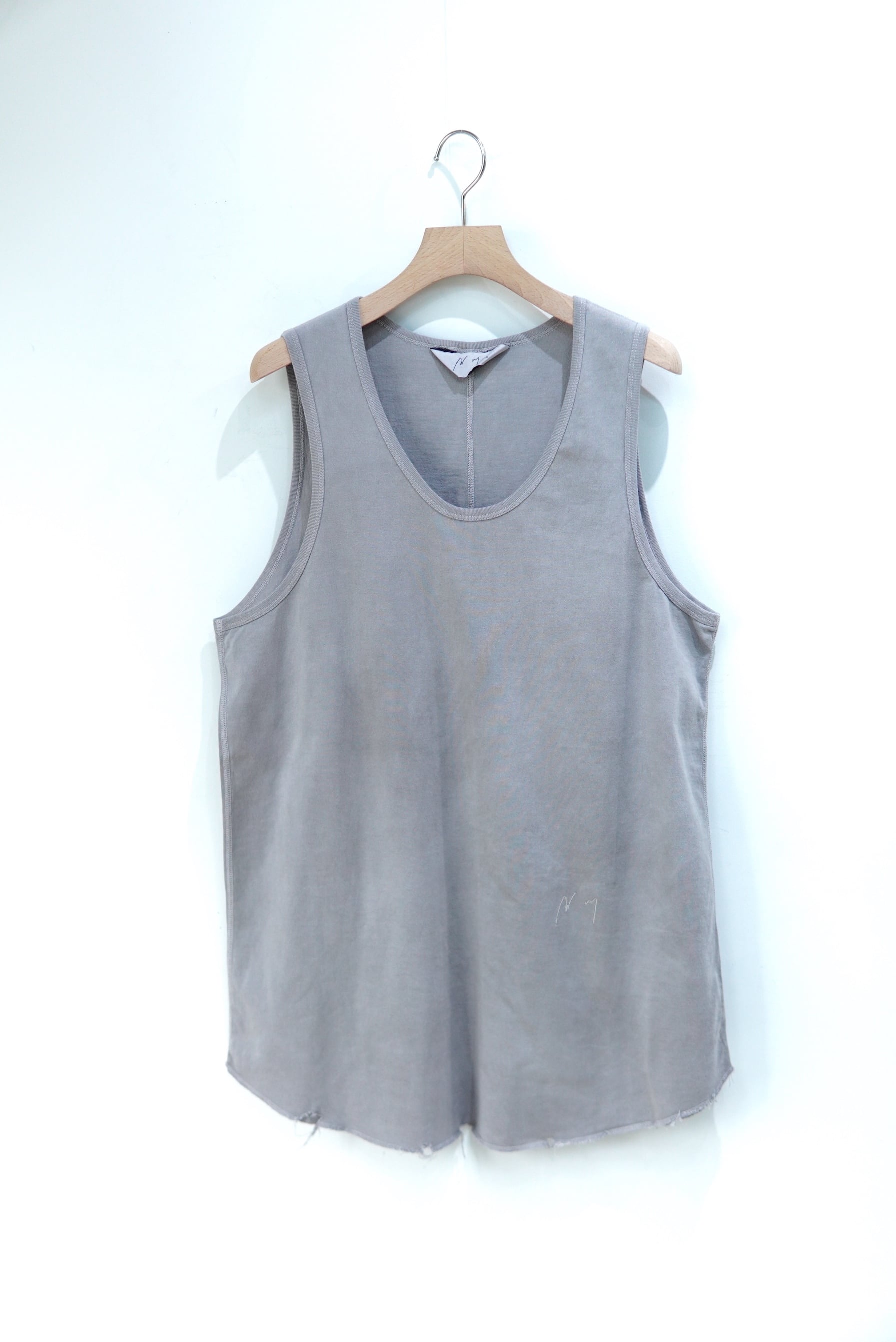 ancellm UNEVENNESS TANK TOP Greige 1