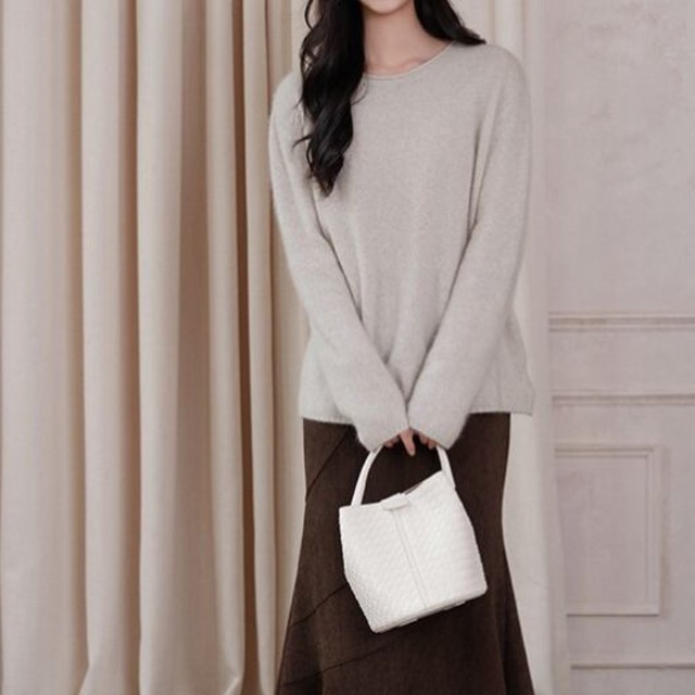 長袖 ラウンドネック ニット プルオーバー　YH9784