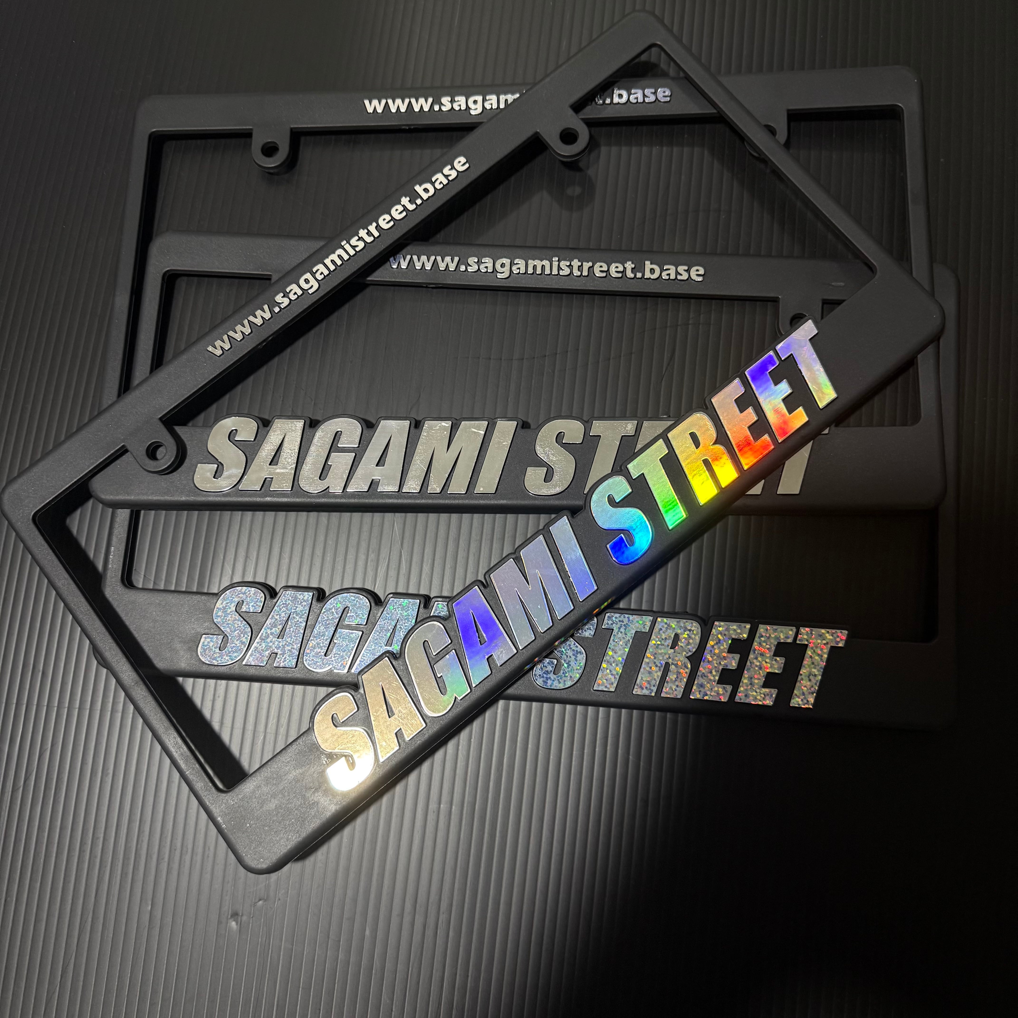 サガミストリート 車用ナンバーフレーム | SAGAMI STREET