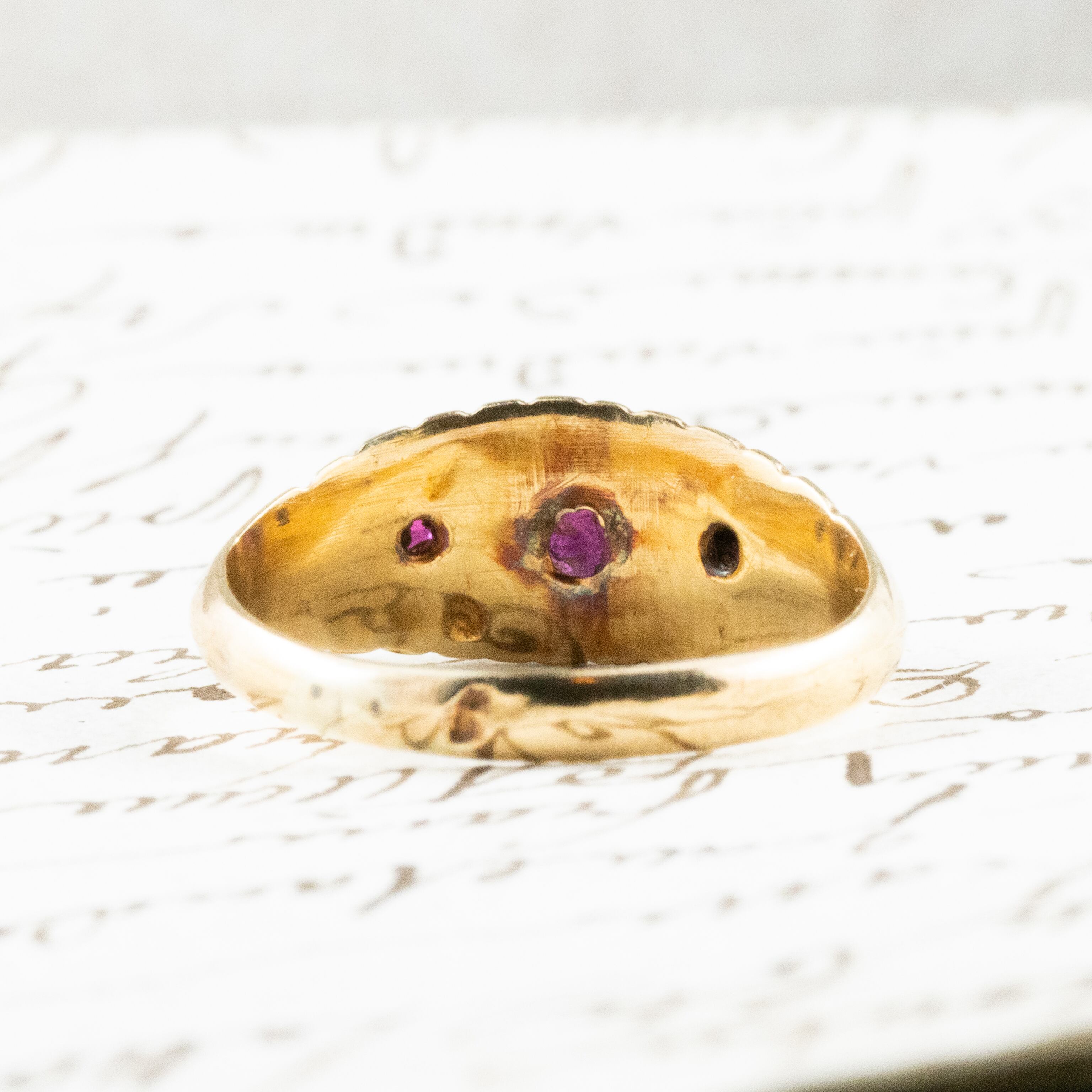 英国アンティーク　18Kリング 88a7185ce2b9e7073256f41803d68a