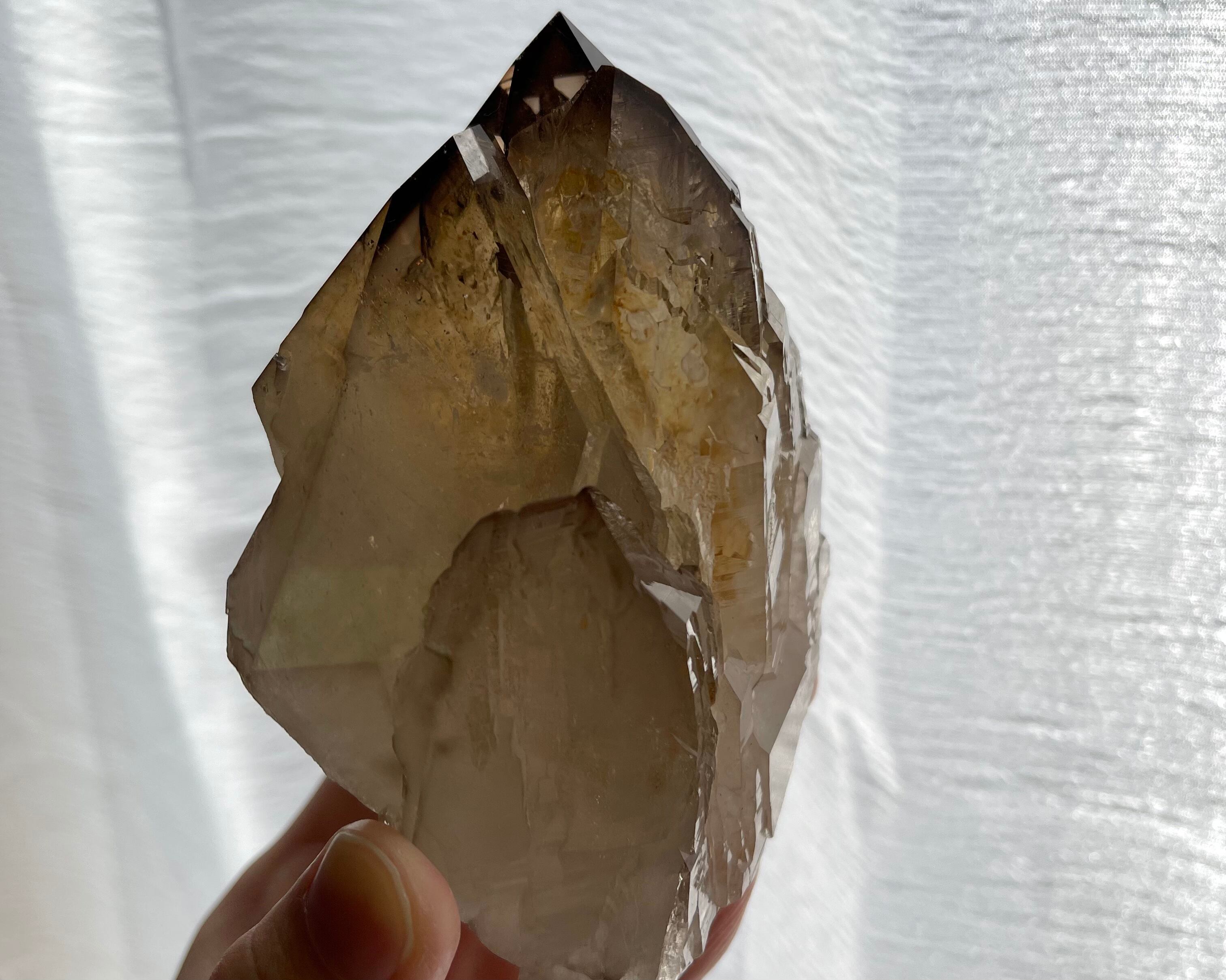 スモーキークォーツ（カテドラル）【Smoky Quartz】ブラジル産