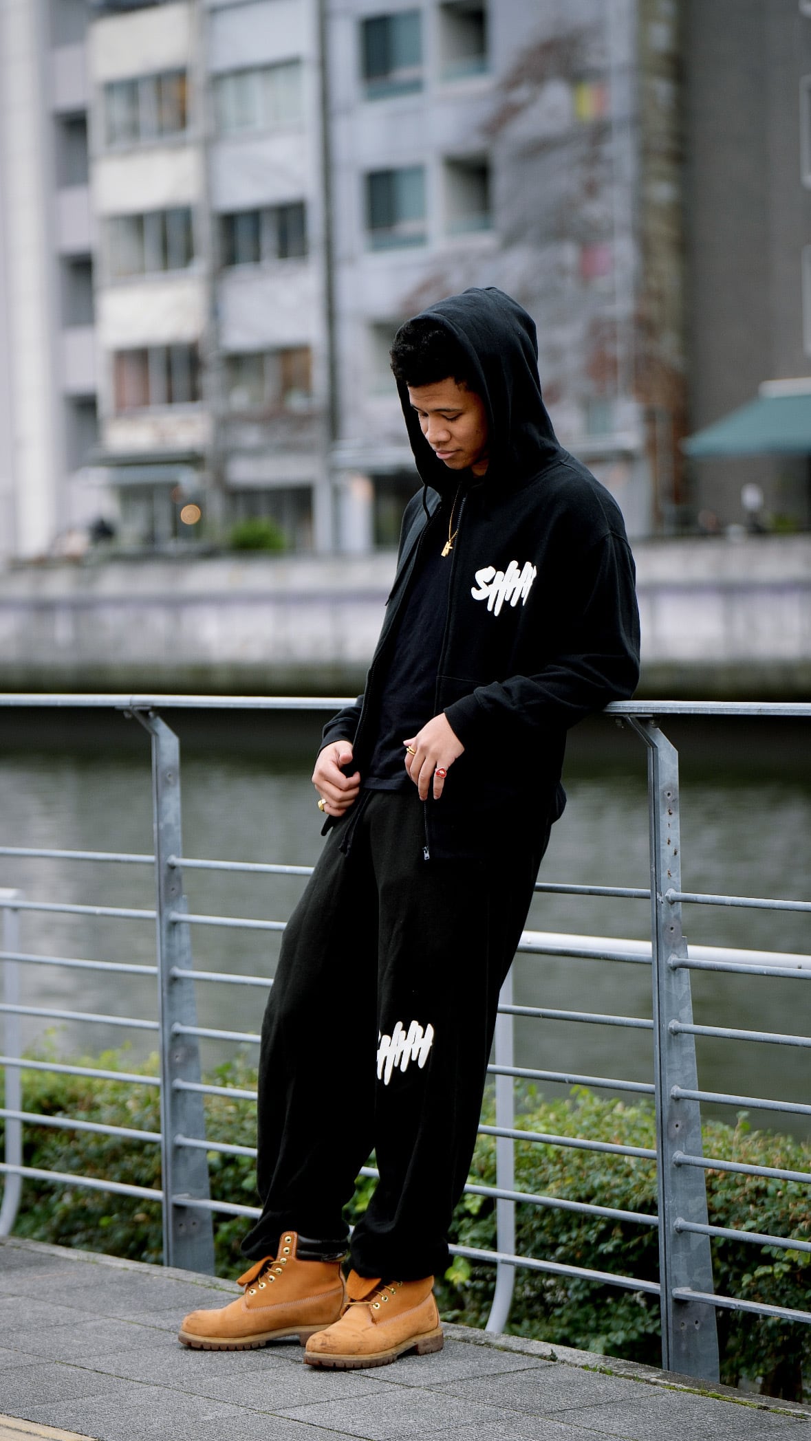 Hoodie Graphic Paisley Snoop 黒スウェット style 888（sho）くん着用。Thug & Snoopermarket The – Pack Pants Sweat トップス