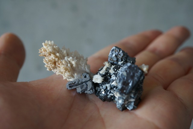 希少形状カルサイト/ガレナ  Calcite/Galena 1074