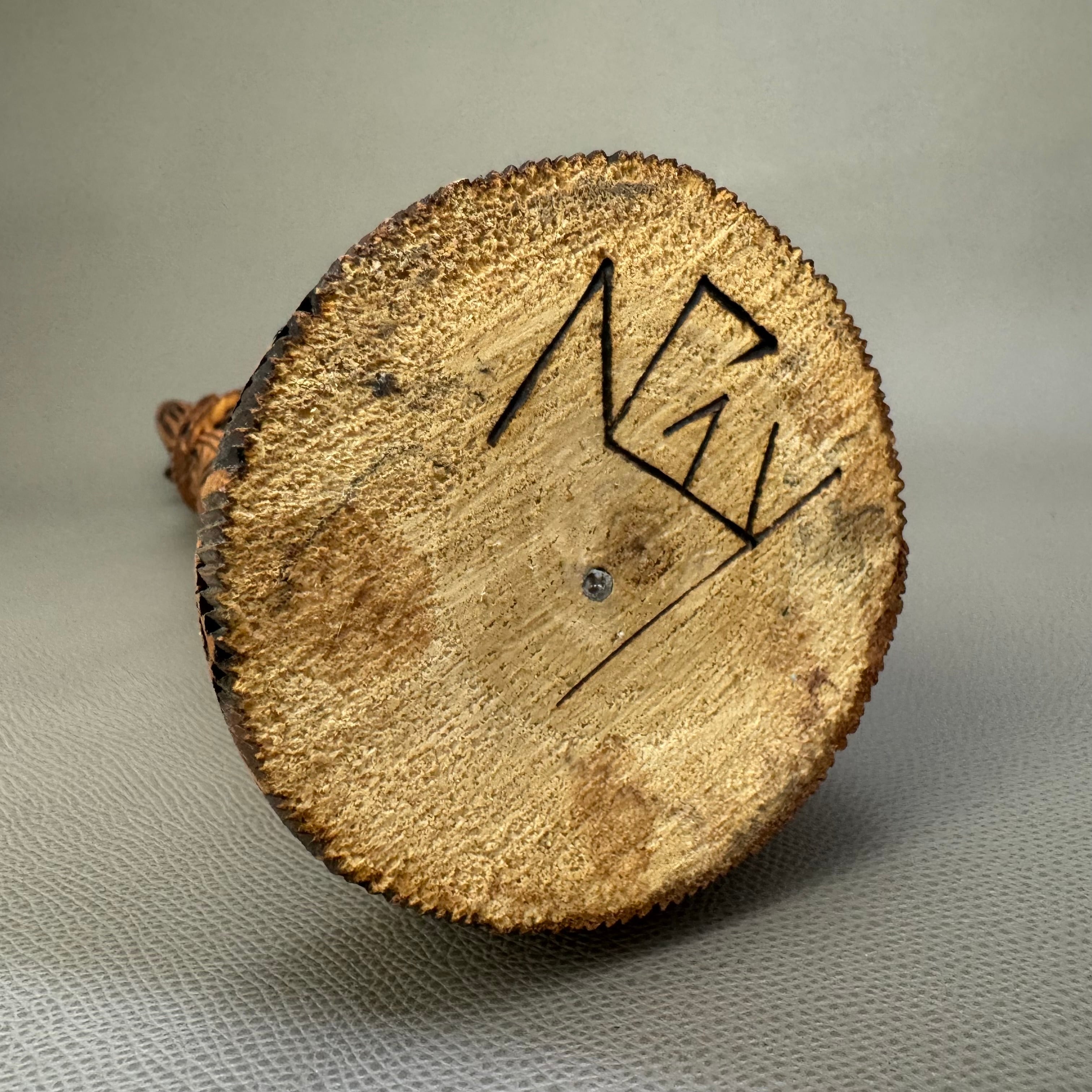 NAVAJO族（ナバホ）Nate Guy作 Sculpturesロングヘア カチーナドール