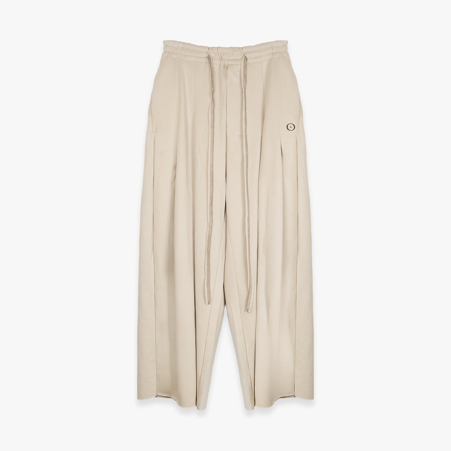 UNEEK BASEMNT - Discover independent style.