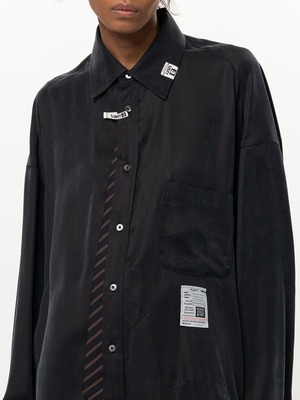 【26AW】Maison MIHARA YASUHIRO ミハラヤスヒロ / シャツ / Attached Tie Long Sleeve Satin Shirt