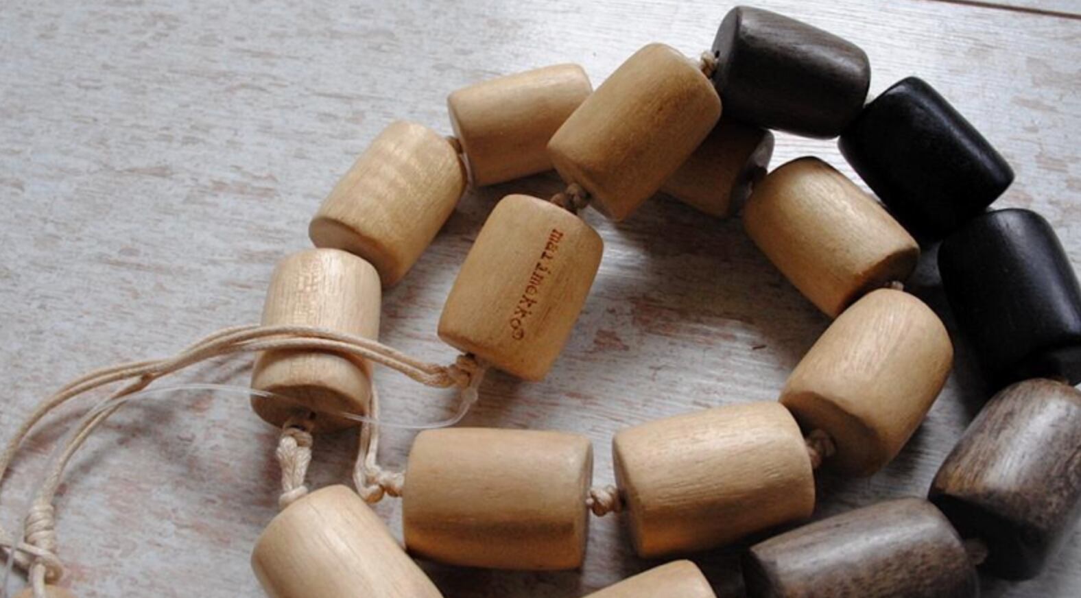 marimekko wooden necklace マリメッコ ウッドジュエリー ネックレス