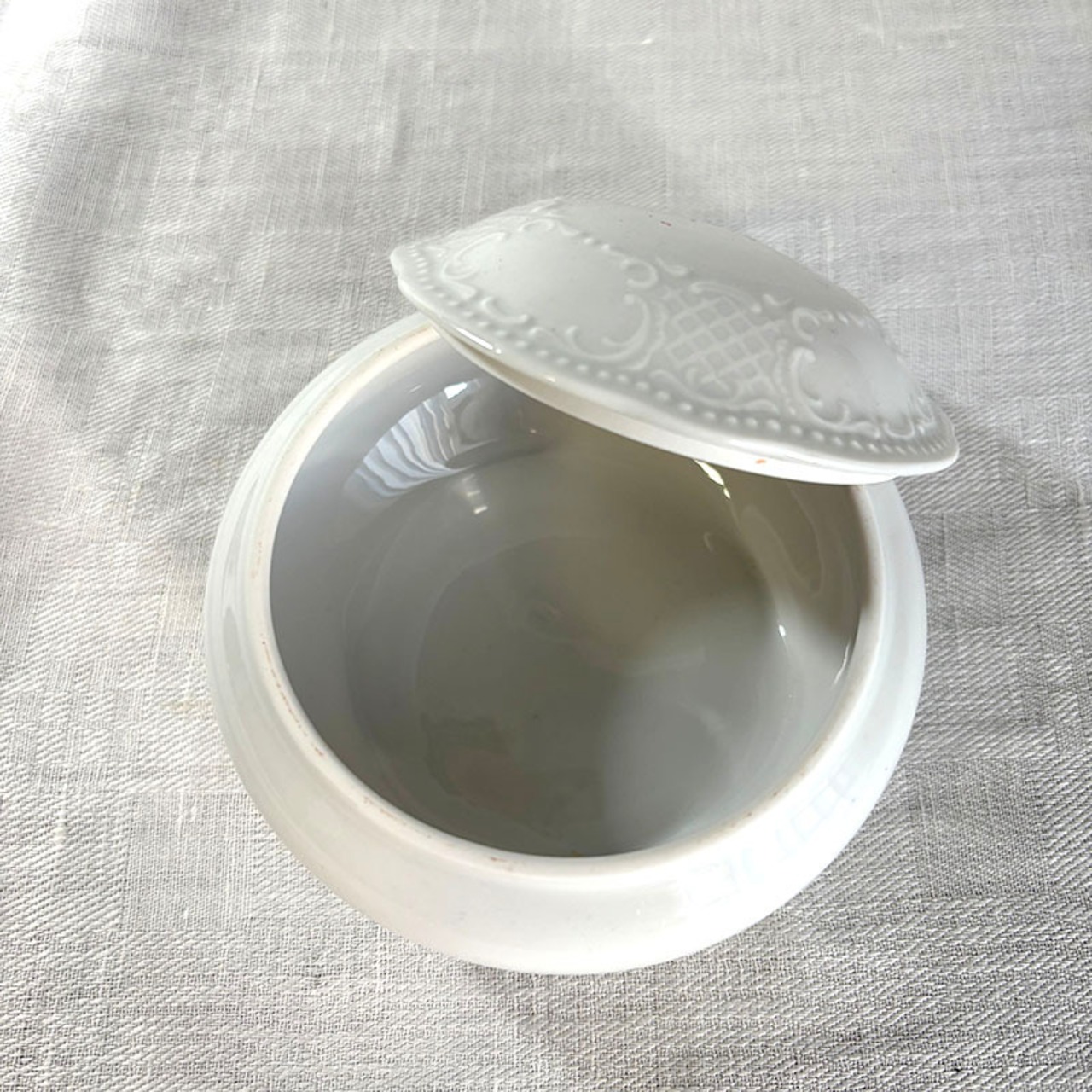 ボンボニエール　Veritable Porcelaine 白磁　白無地　陶器小物入れ　Limoges 12OTdp3