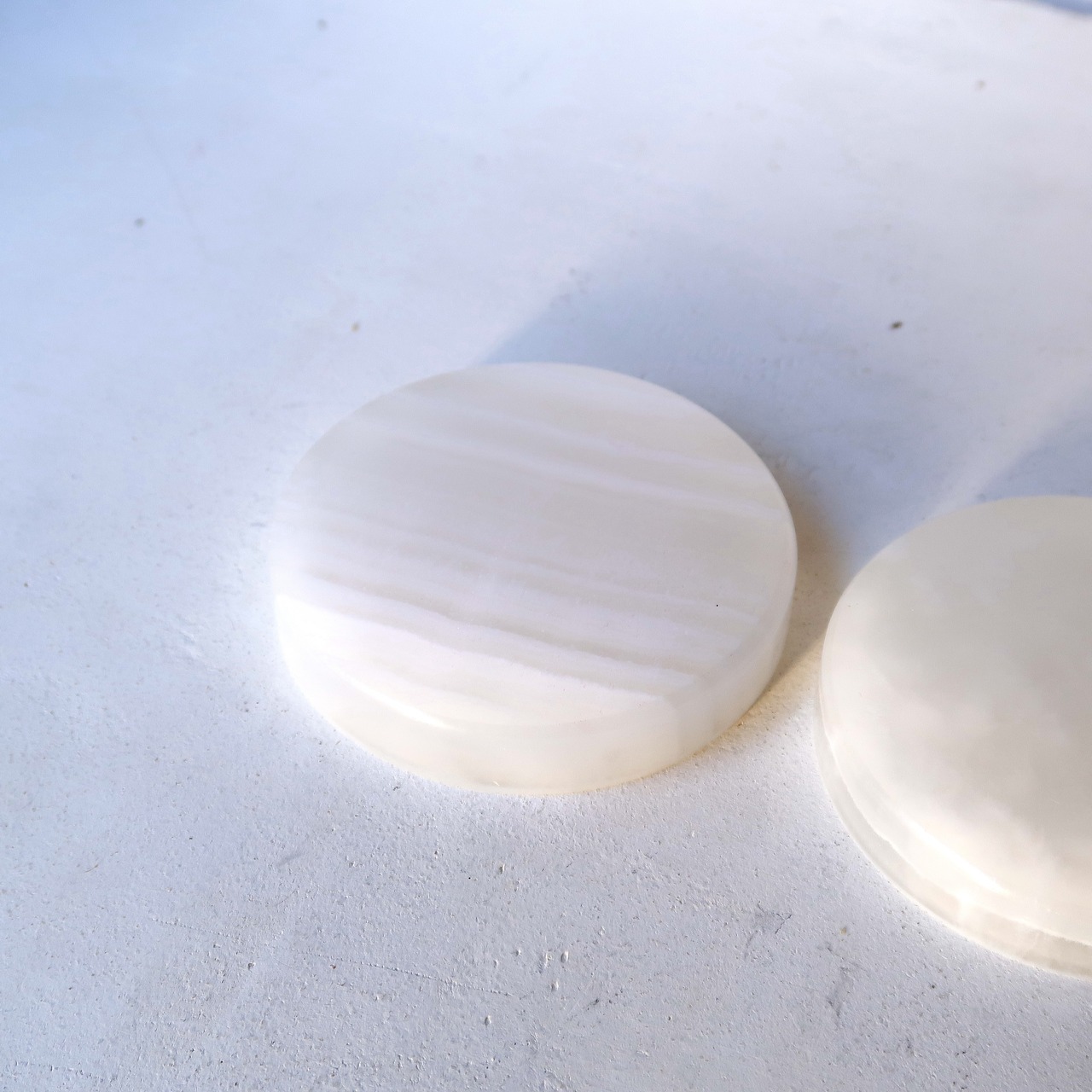 シャーレのようなジュエリートレイ