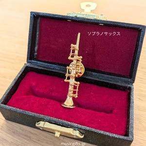ピンバッジ ミニチュア楽器 ソプラノサックス