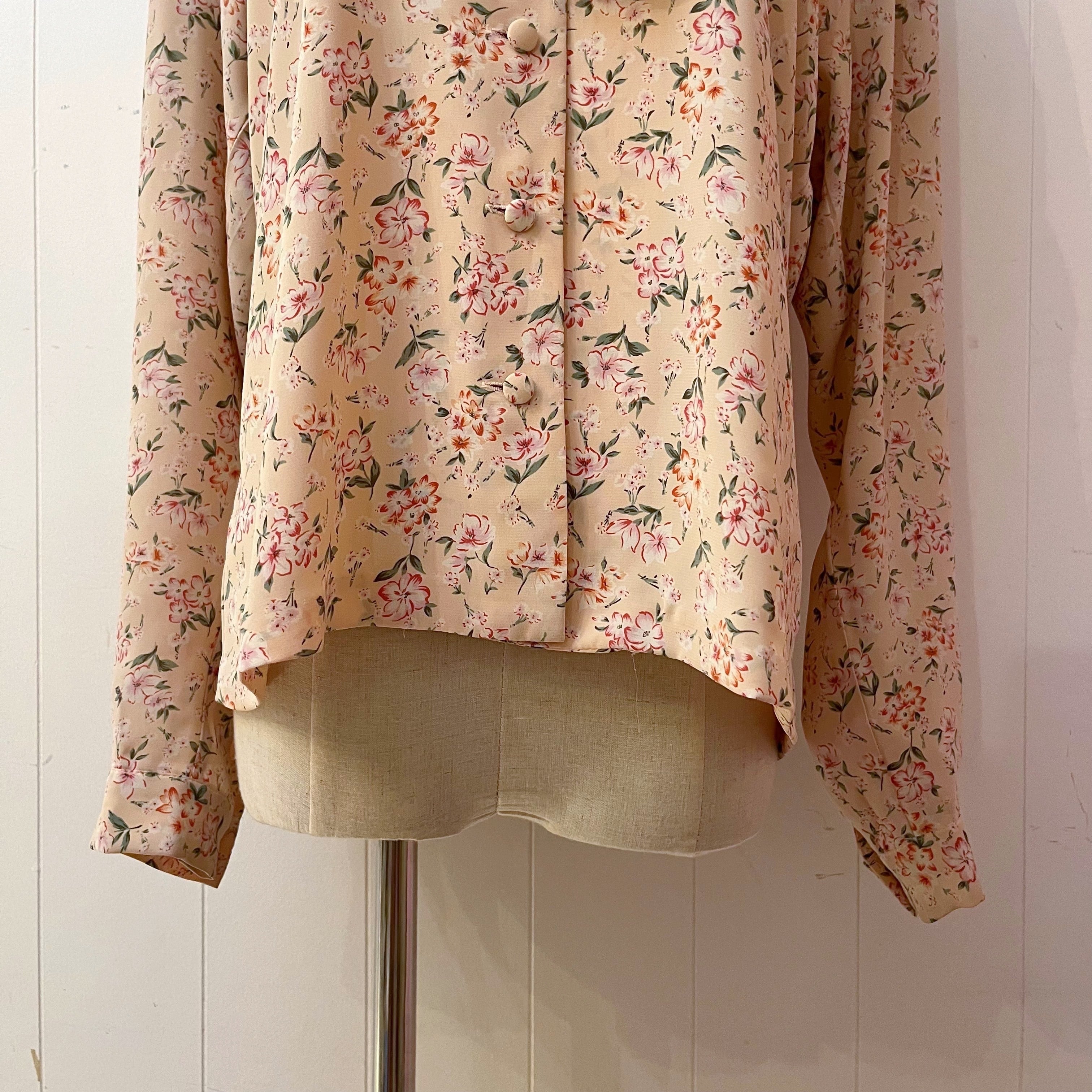 pale pink sailor collar blouse