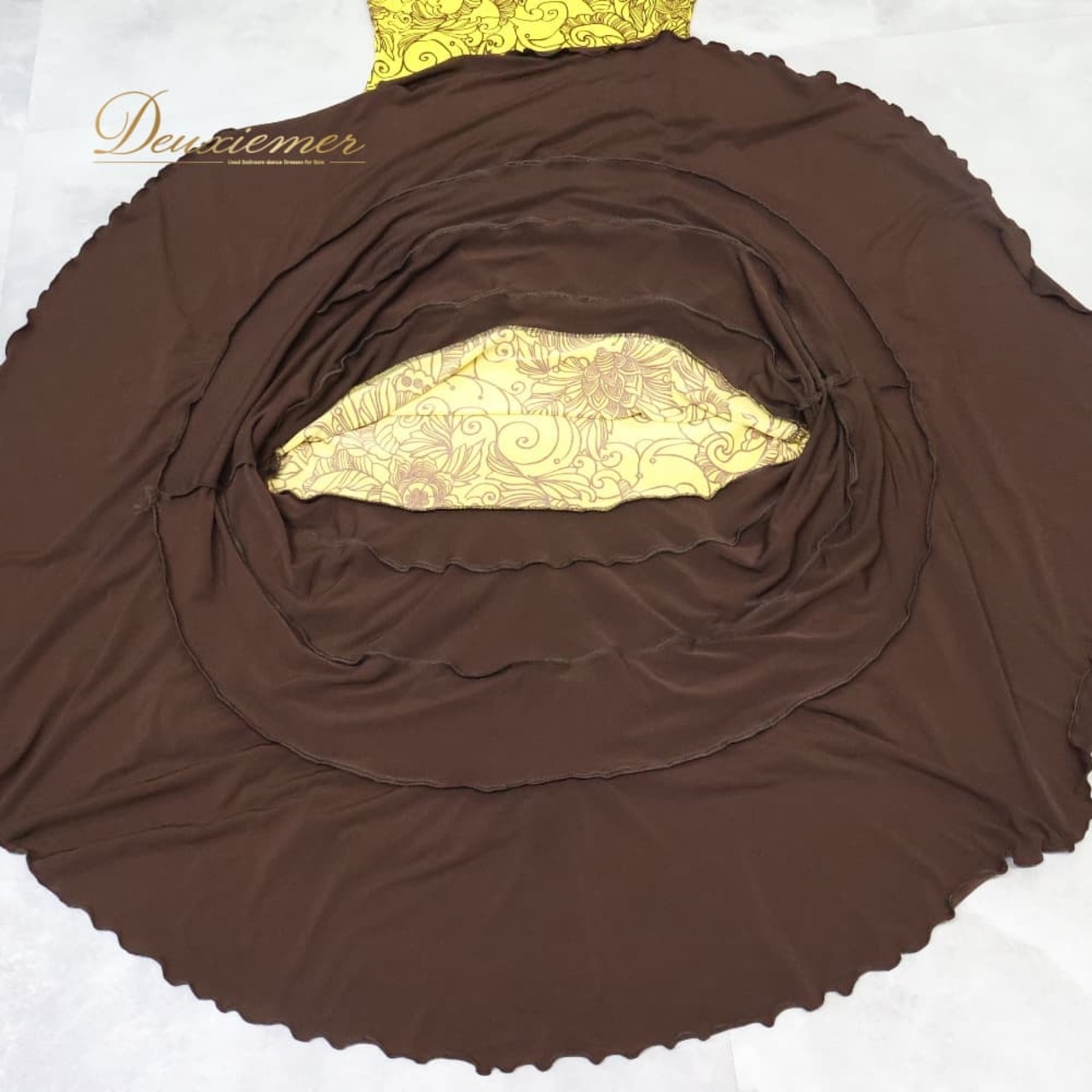 フラメンコ 衣装 DOCE del Flamenco ドセデルフラメンコ ドレス ワンピース イエロー系 ブラウン系 黄色 茶色 柄 模様 ボランテ フリル ノースリーブ 伸縮 ストレッチ 発表会 ダンス