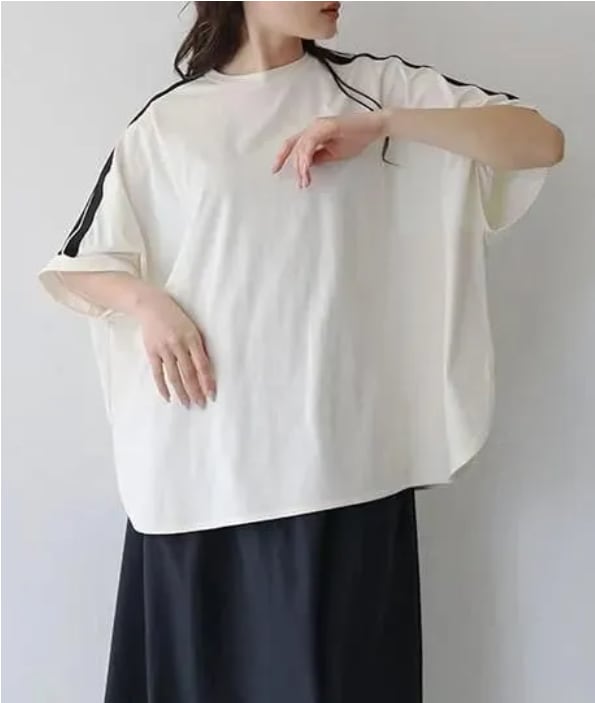 ショルダーラインプルオーバー