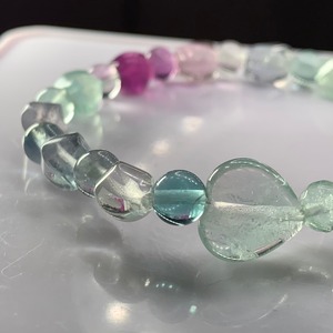 no2.リボン風フローライトデザインブレスレット