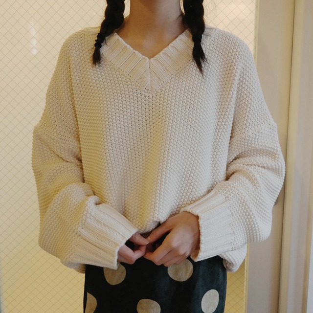 ３色 トップス セーター プルオーバー レディース 秋冬 冬 春 かわいい カジュアル ゆったり 長袖 長袖 ボリューム袖 Vネック 襟なし 裾イン 伸縮性 ホワイト レッド ブラウン 春カラー 秋カラー S M L ジャスト かわいい 大人可愛い シンプル カジュアル 大人 上品 おしゃれ ナチュラル かっこいい 無地 コーデ スタイル 楽ちん 着回し 暖かい 防寒 モテ 定番 普段使い インスタ映え 10代 20代 30代 40代 50代 こなれ感 ラフ スポーティー ラブリー キュート