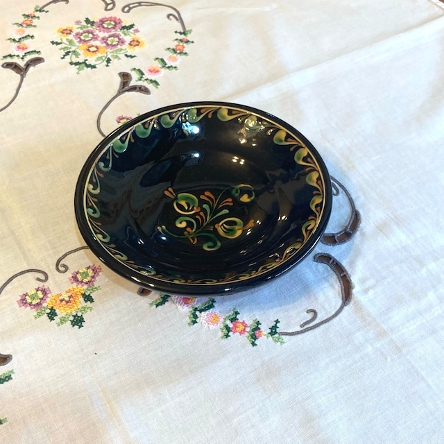 ハンガリー黒い 飾り皿