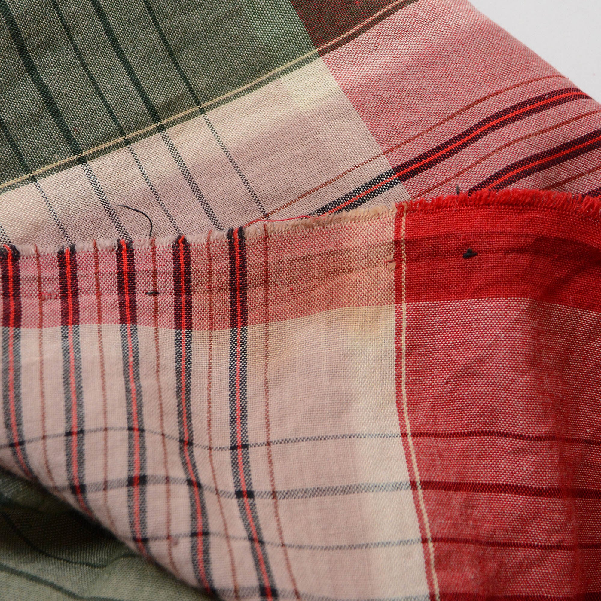 昭和レトロ 古布 布団皮 格子柄（チェック）昔もんぺ ゆったり 昭和レトロ 古布 布団皮 格子柄（チェック）昔もんぺ ゆったり