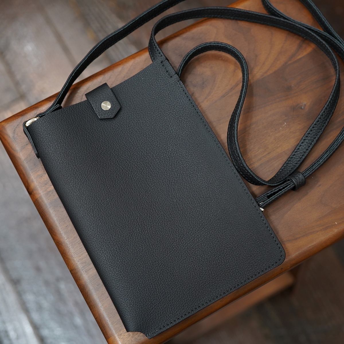 ル・ボナー アンバランスSポシェット シュランケンカーフ ブラック | CIRCLE online shop サークル オンラインショップ