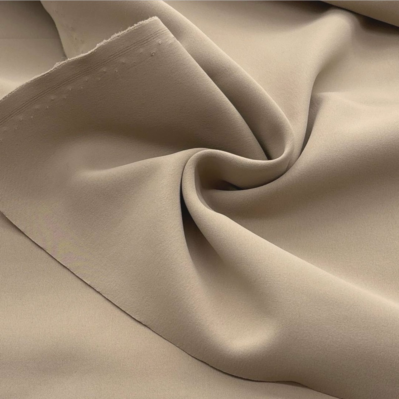 ★NY076◆2m◆訳あり◆ポリエステル100%もちもちダンボールニット生地◆サンドベージュ系