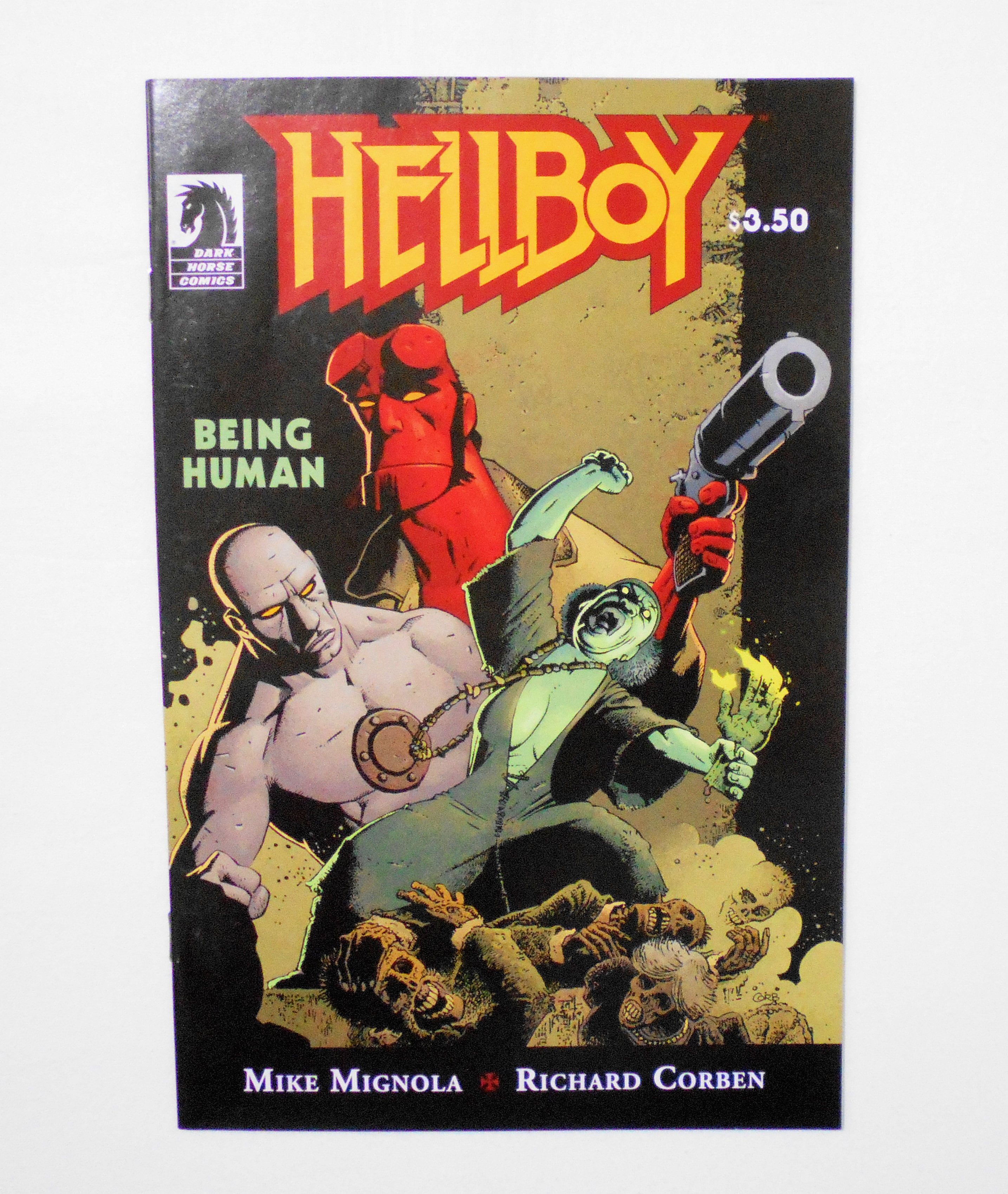 ヘルボーイ HELLBOY: BEING HUMAN】 MIKE MIGNOLA RICHARD CORBEN DARK HORSE COMICS <2011年> アメコミ アメリカンコミック | LINUS' BLANKET COMIC SHOP ヘルボーイ HELLBOY: BEING HUMAN】 MIKE MIGNOLA RICHARD CORBEN DARK HORSE COMICS <2011年> アメコミ アメリカンコミック | LINUS' BLANKET COMIC SHOP