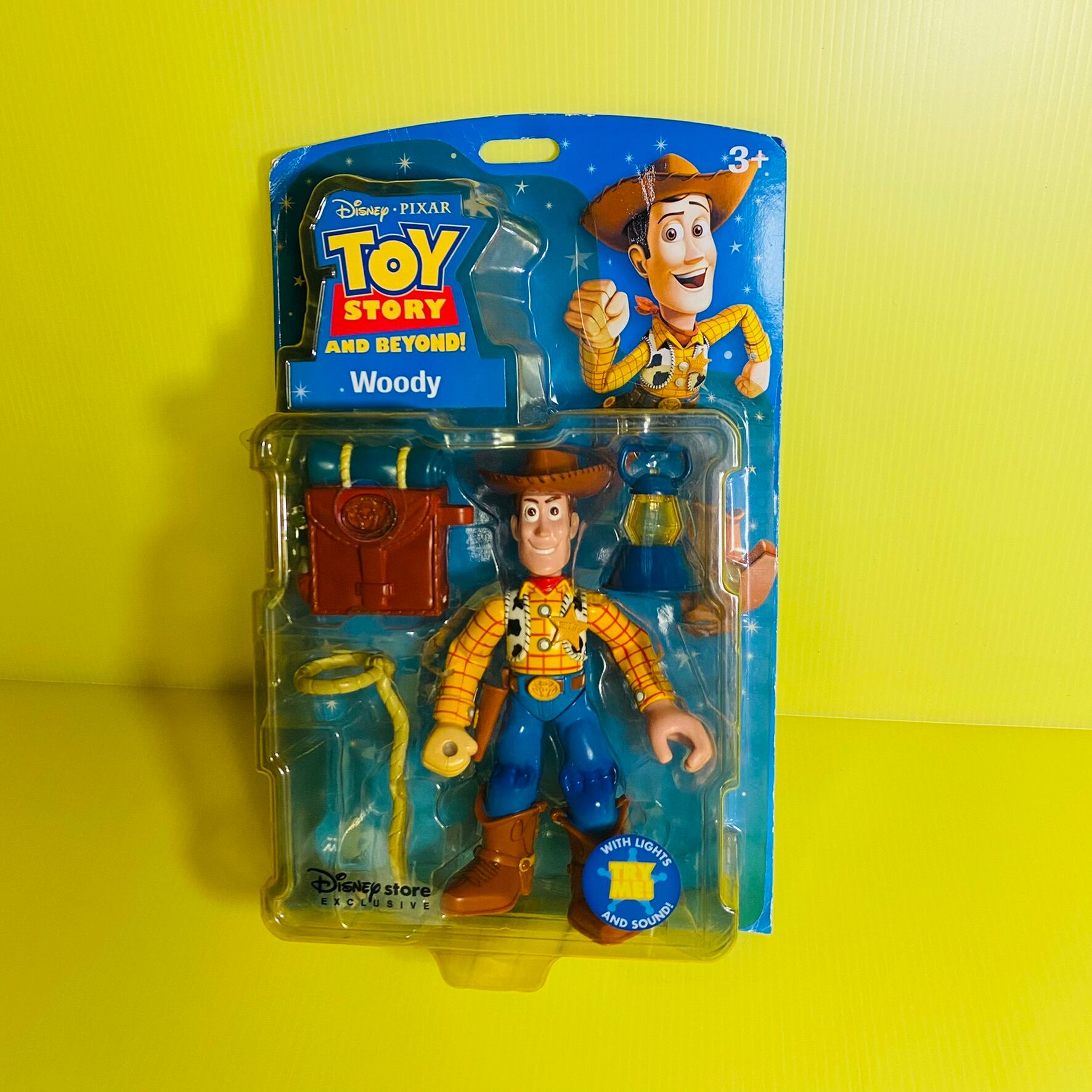 Disney Pixar トイストーリー　ウッディ　トーキング　アクション　フィギュア Toy Story and Beyond! Woody  Talking Action Figure!
