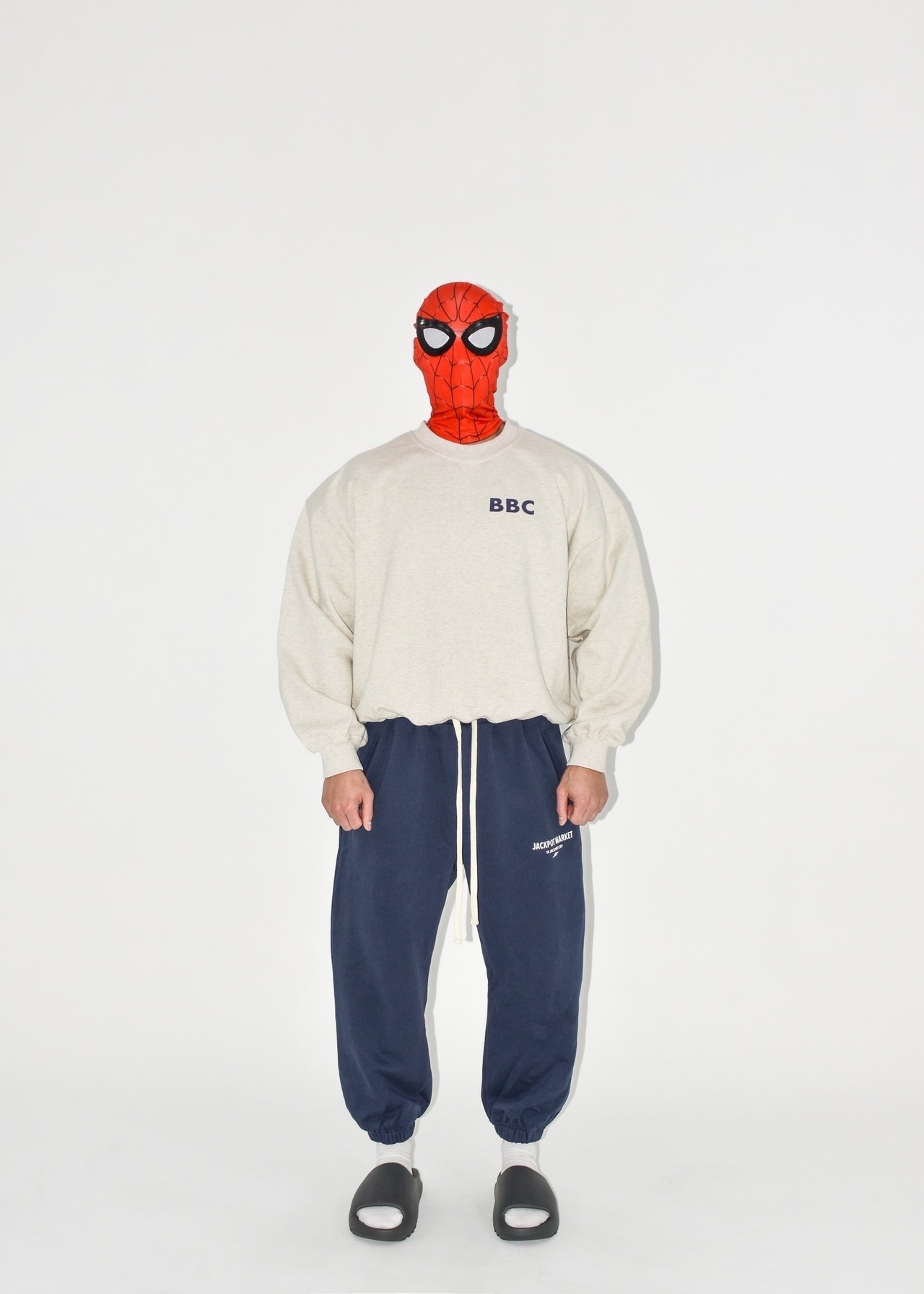 BBC トレーナー オールドアッシュ